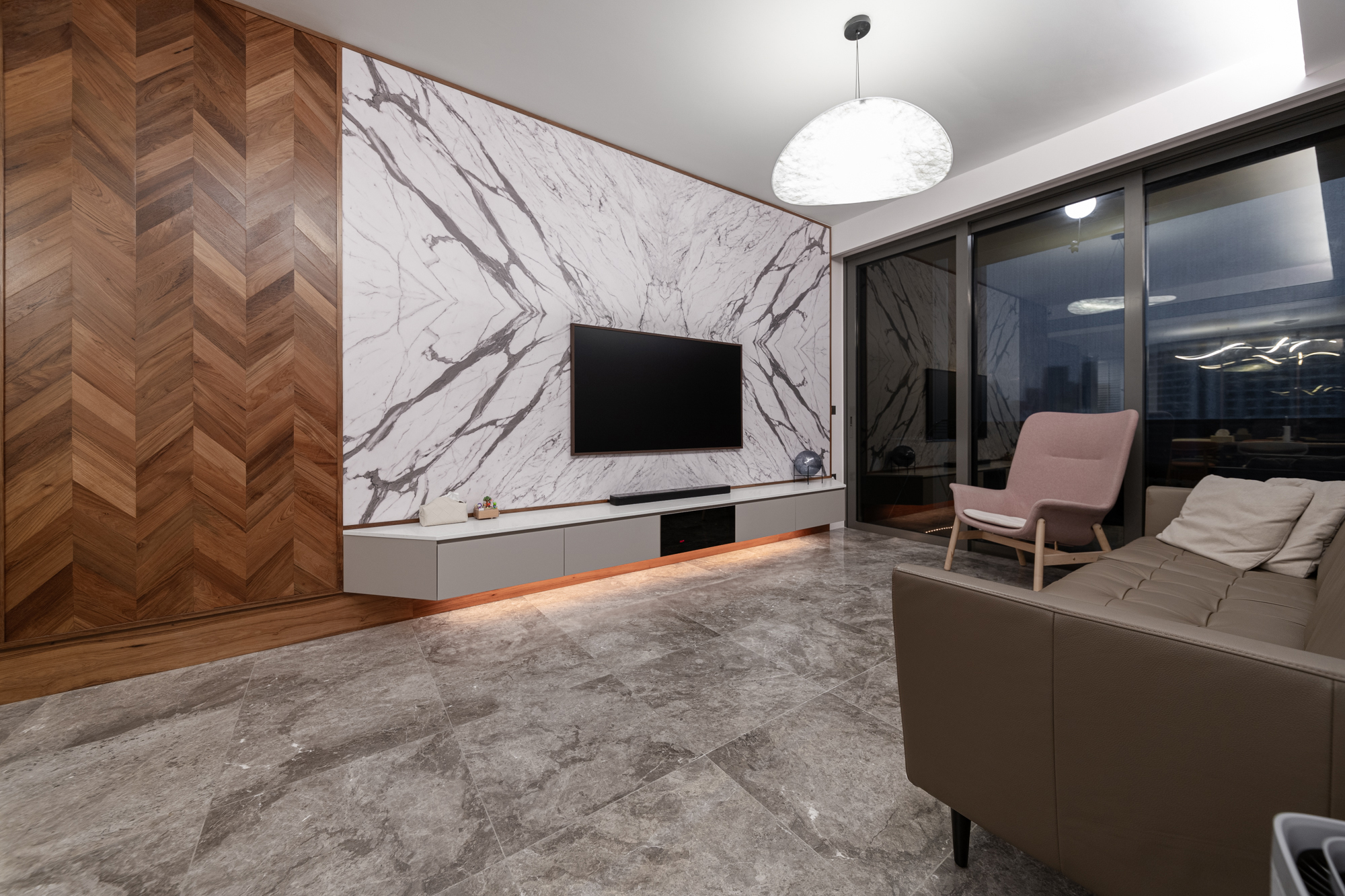 Modern Design - Living Room - Condominium - Design by Spruce Interiors