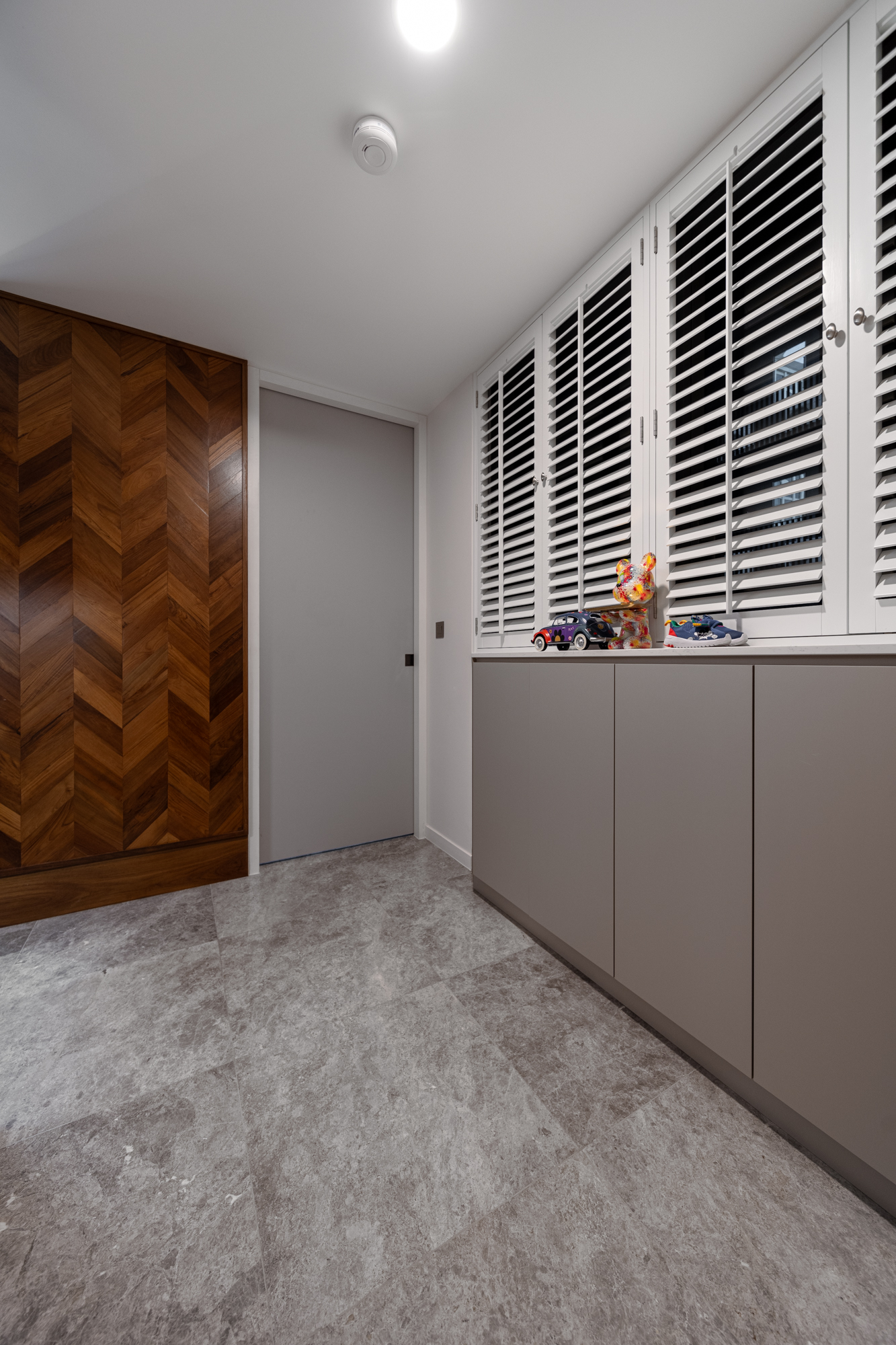 Modern Design - Living Room - Condominium - Design by Spruce Interiors