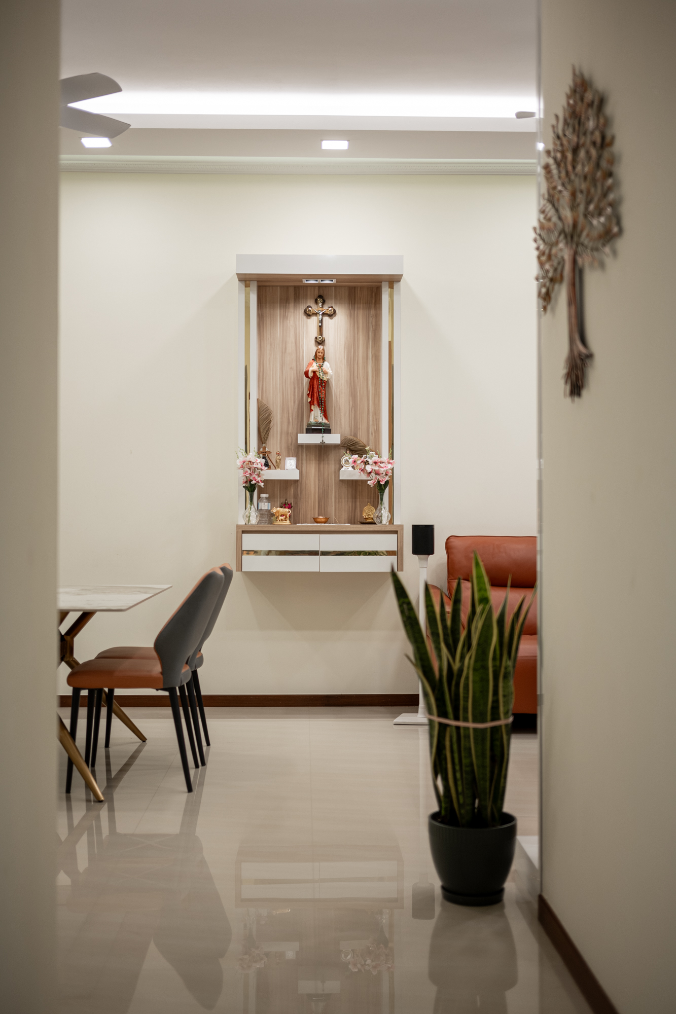 Modern Design - Living Room - Condominium - Design by Spruce Interiors