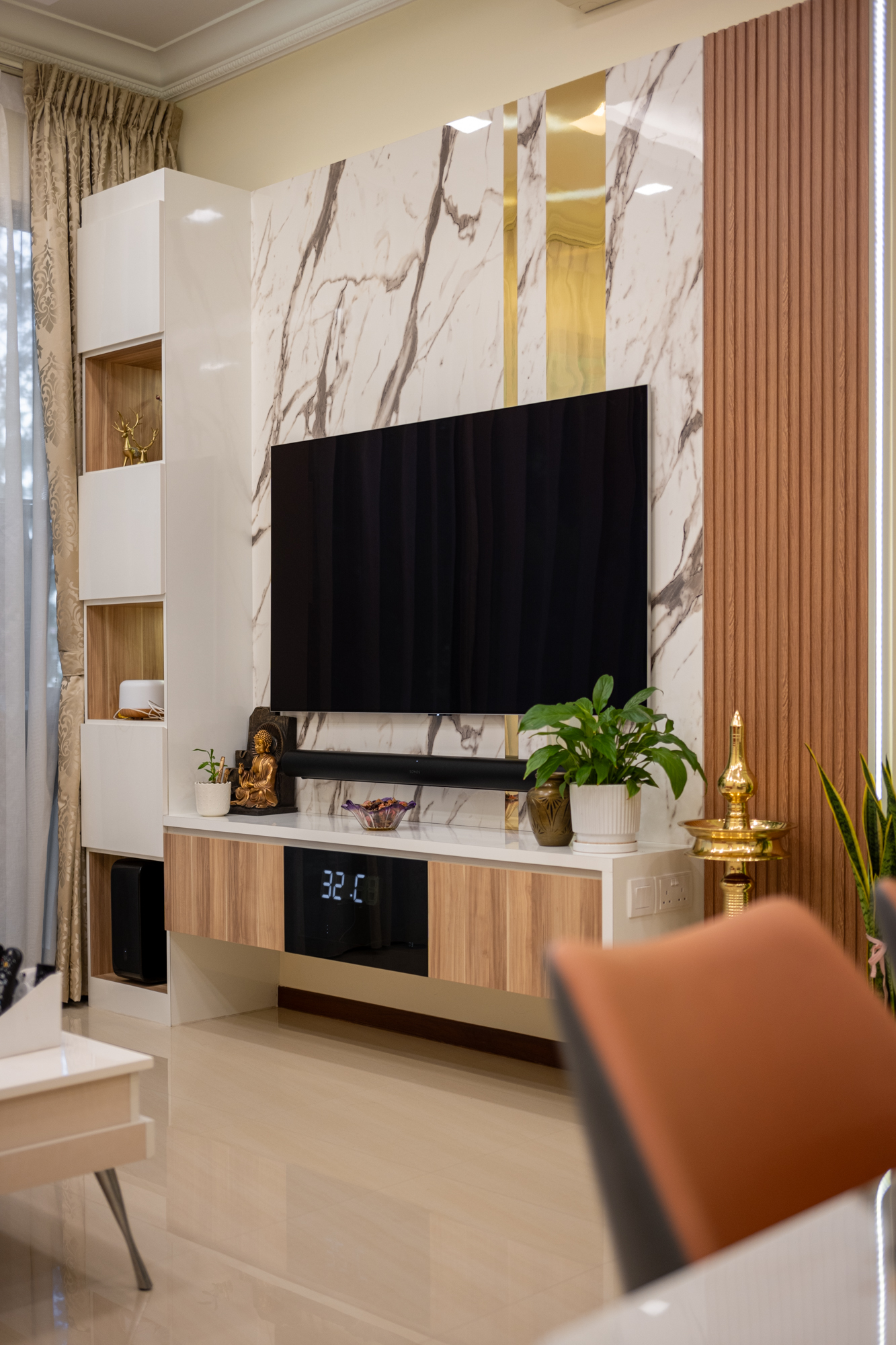 Modern Design - Living Room - Condominium - Design by Spruce Interiors