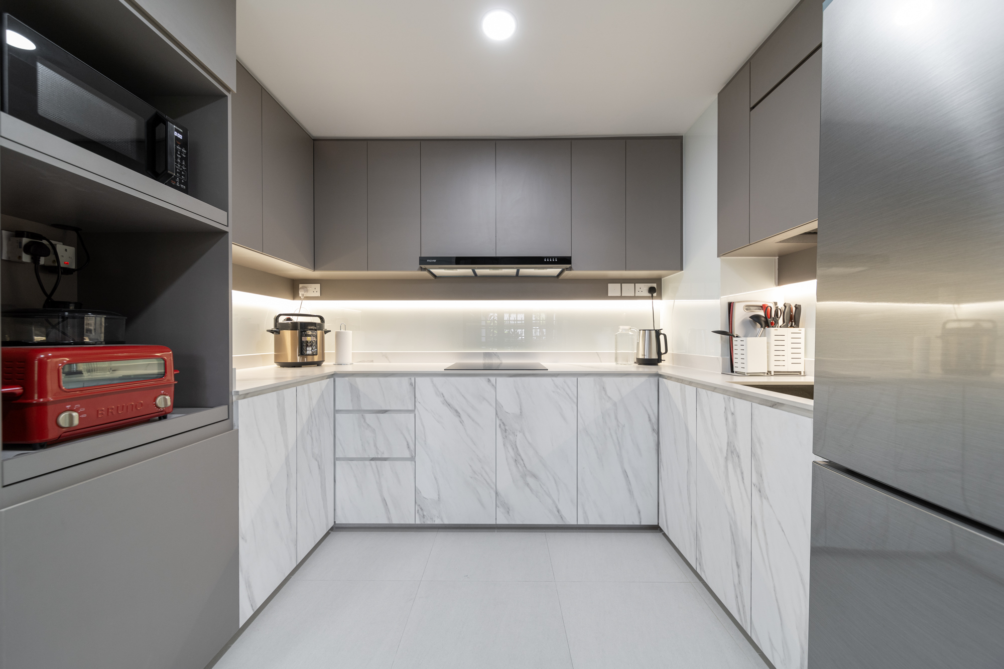 Contemporary Design - Kitchen - Condominium - Design by Spruce Interiors