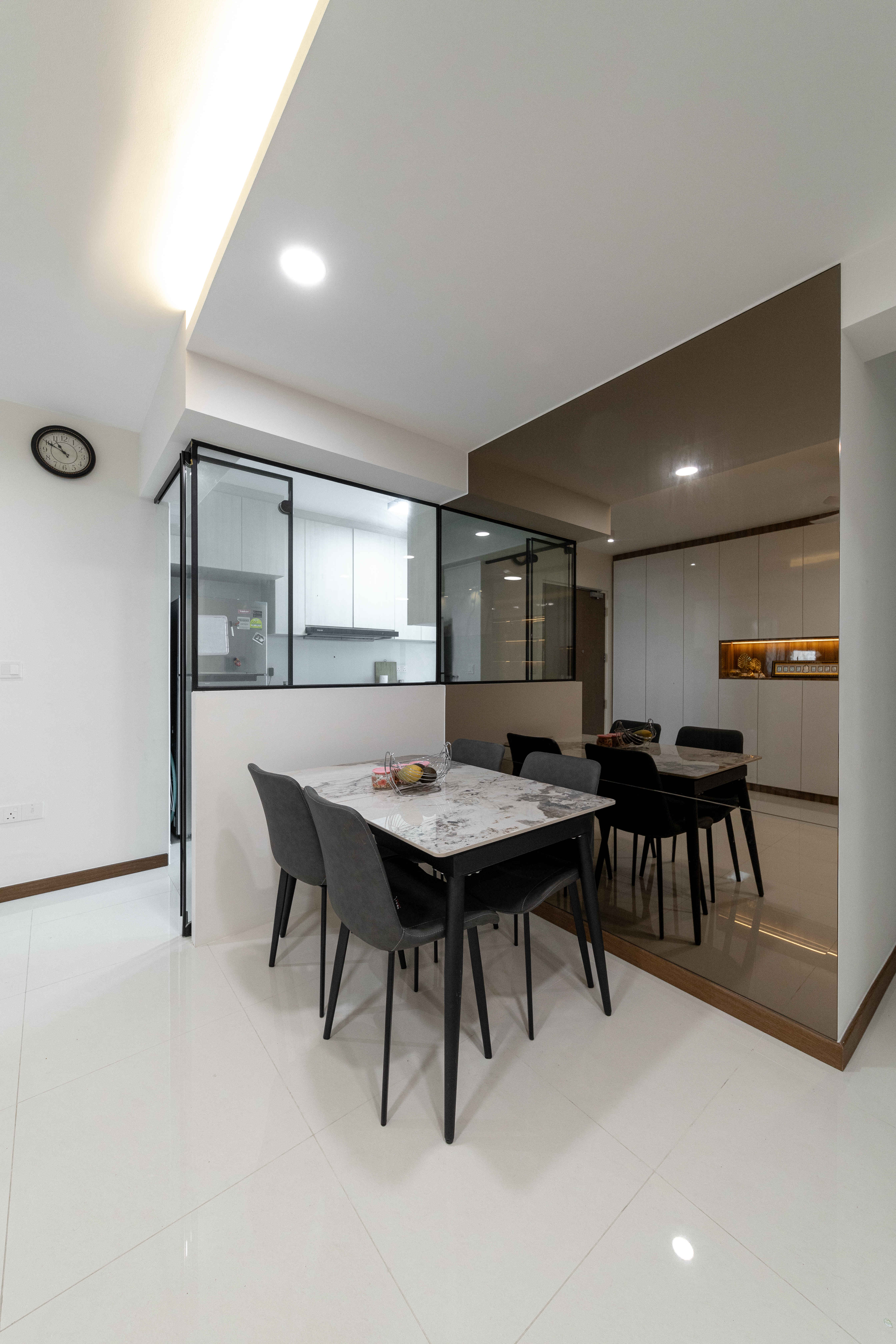 Contemporary Design - Dining Room - HDB 4 Room - Design by Spruce Interiors