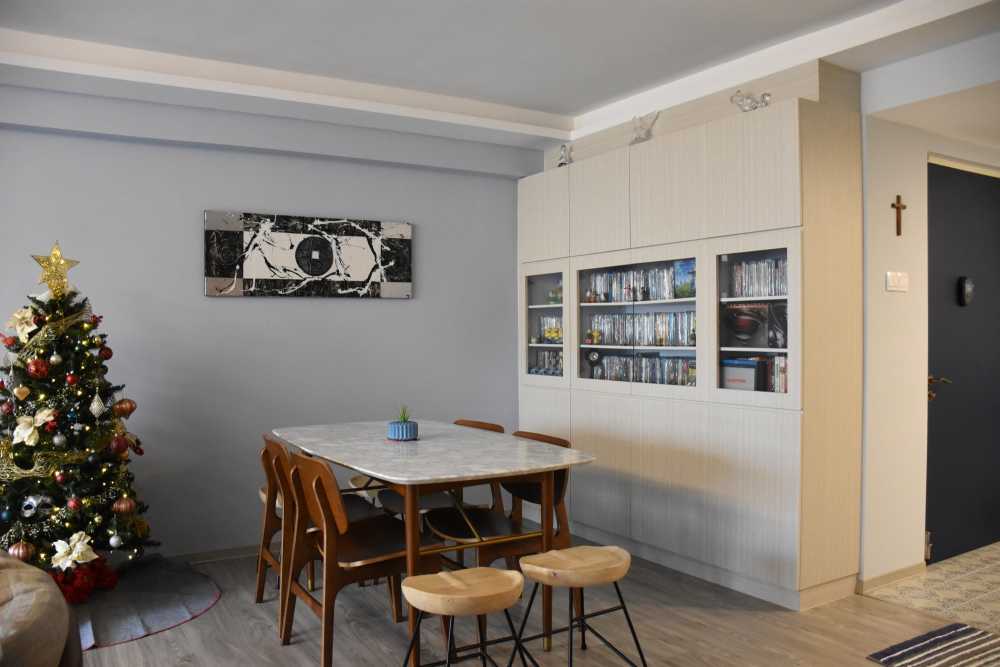 Vintage Design - Dining Room - HDB Executive Apartment - Design by Spruce Interiors