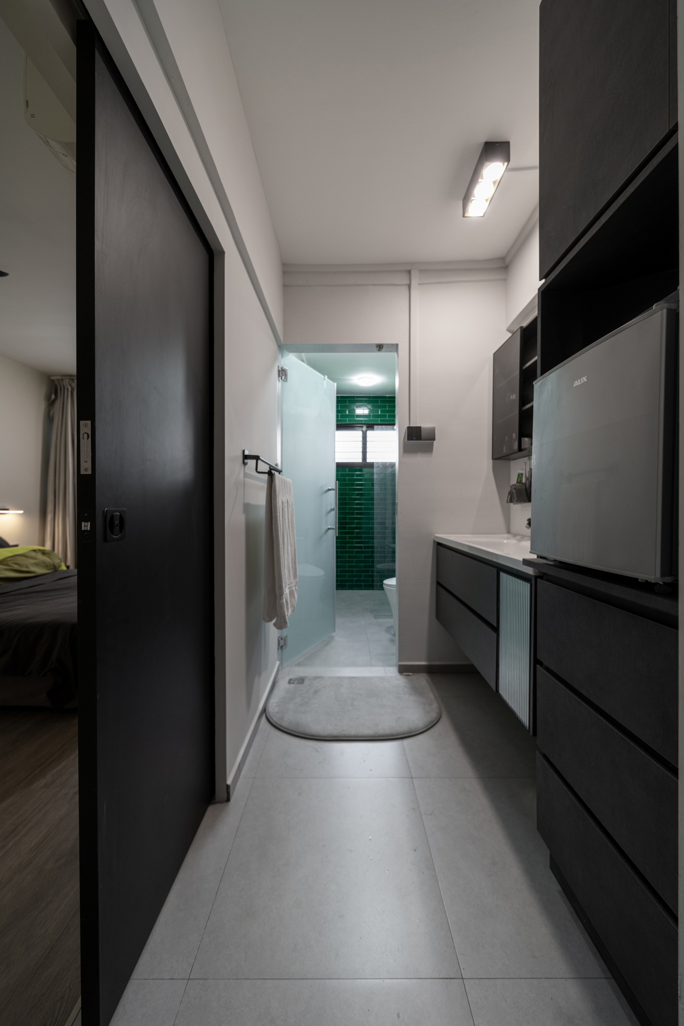 Contemporary Design - Bathroom - HDB 5 Room - Design by Spruce Interiors