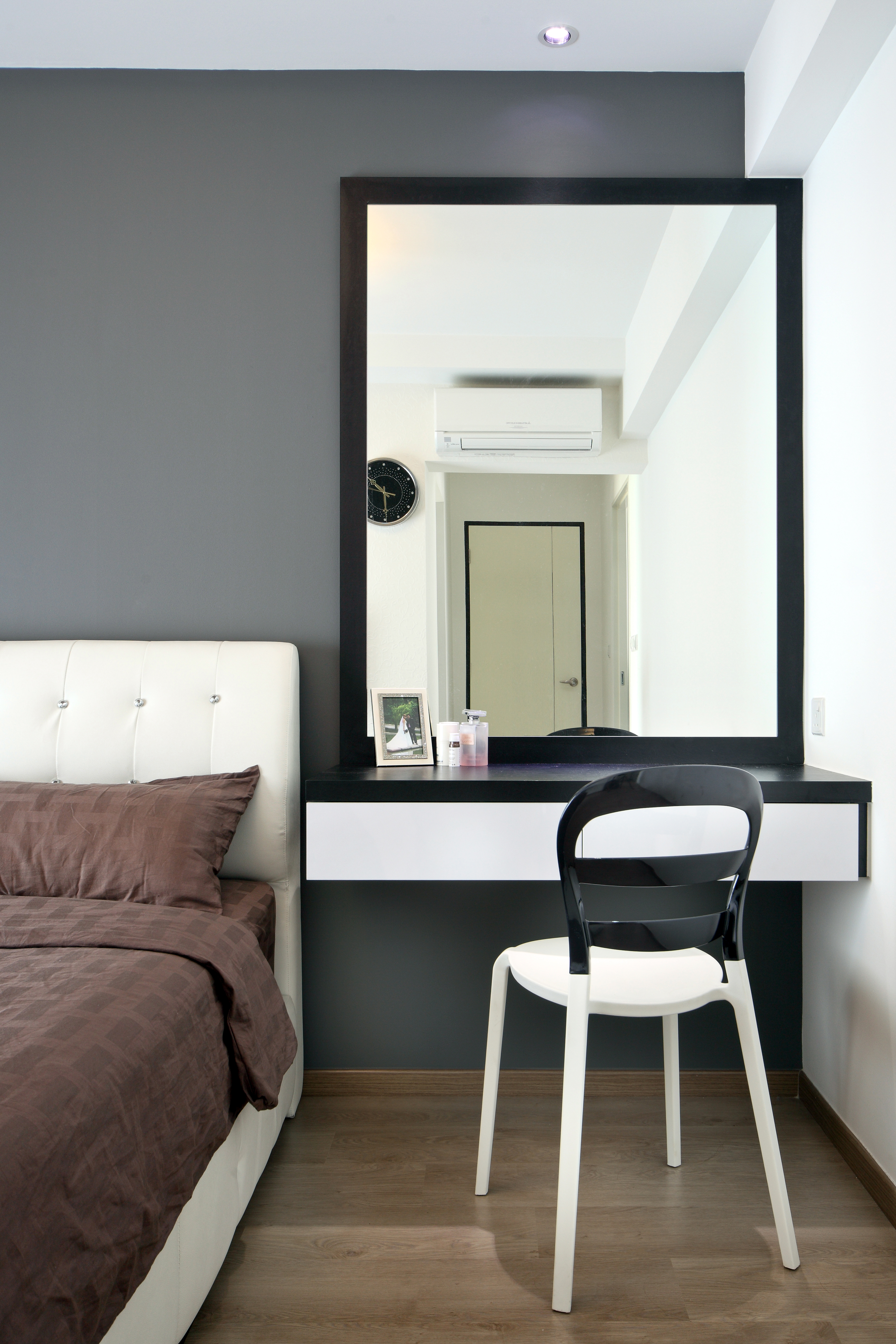 Modern, Retro Design - Bedroom - HDB 4 Room - Design by Square Room Decor Pte Ltd