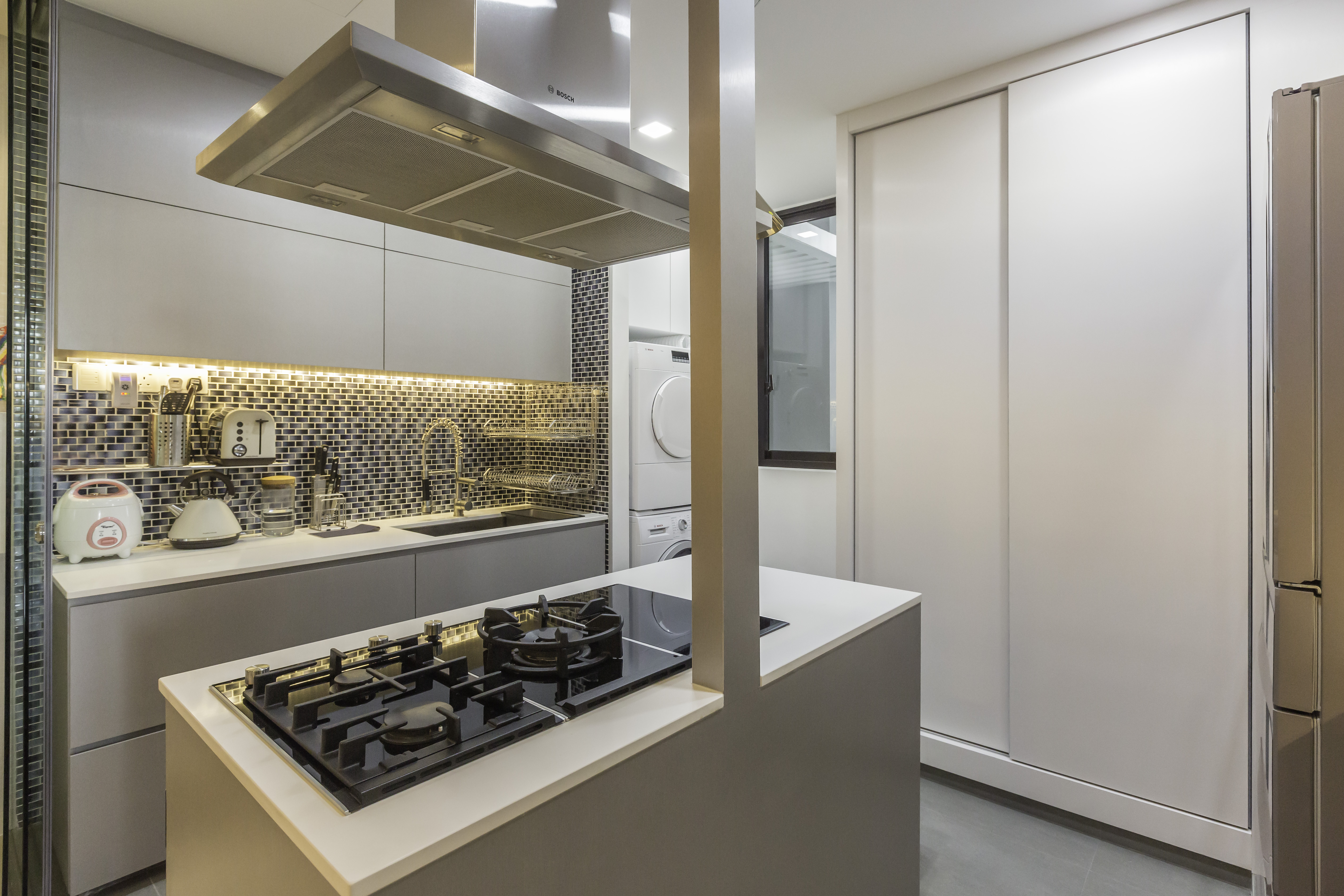 Modern Design - Kitchen - Condominium - Design by Square Room Decor Pte Ltd