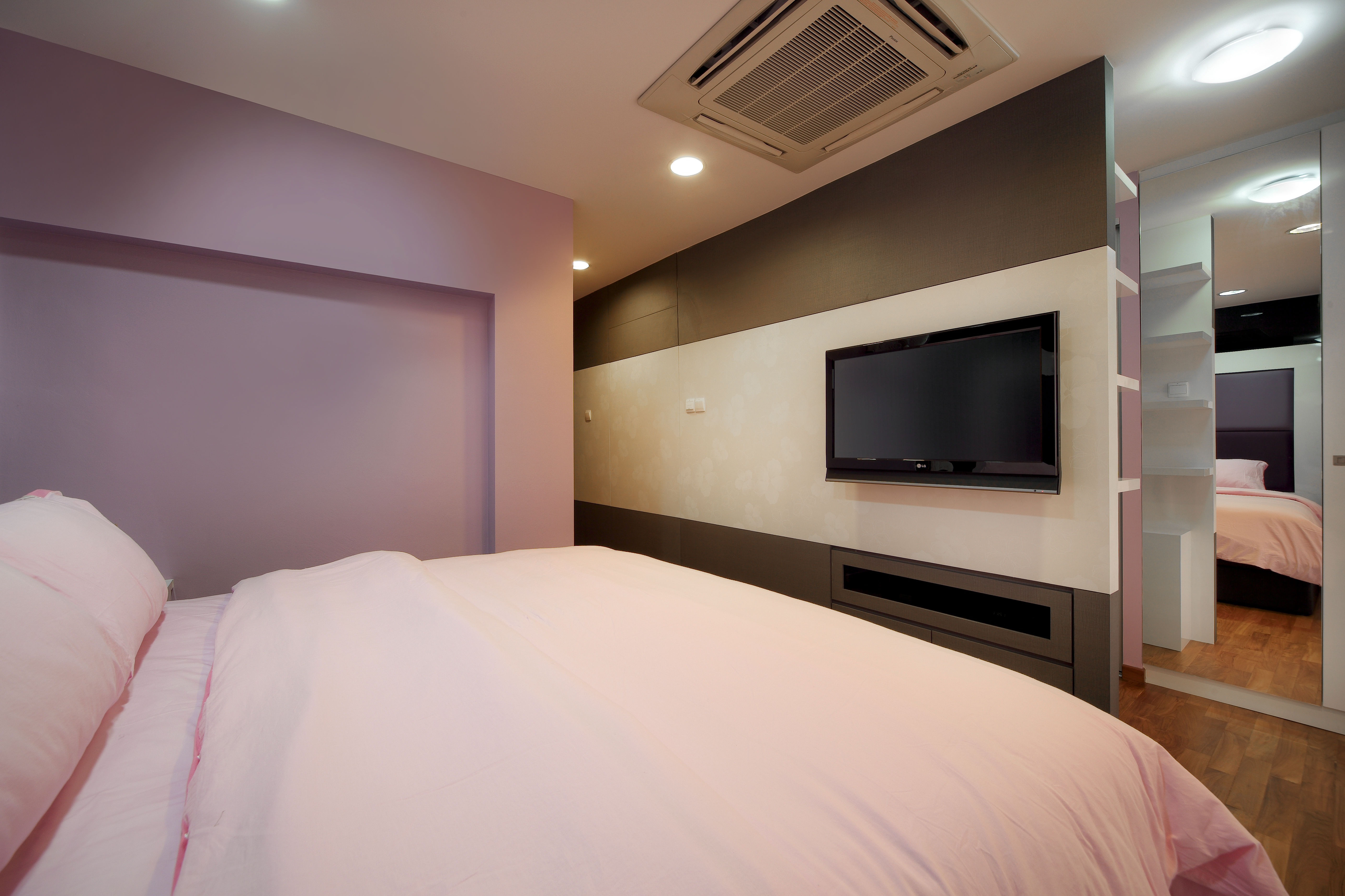 Modern Design - Bedroom - Condominium - Design by Square Room Decor Pte Ltd