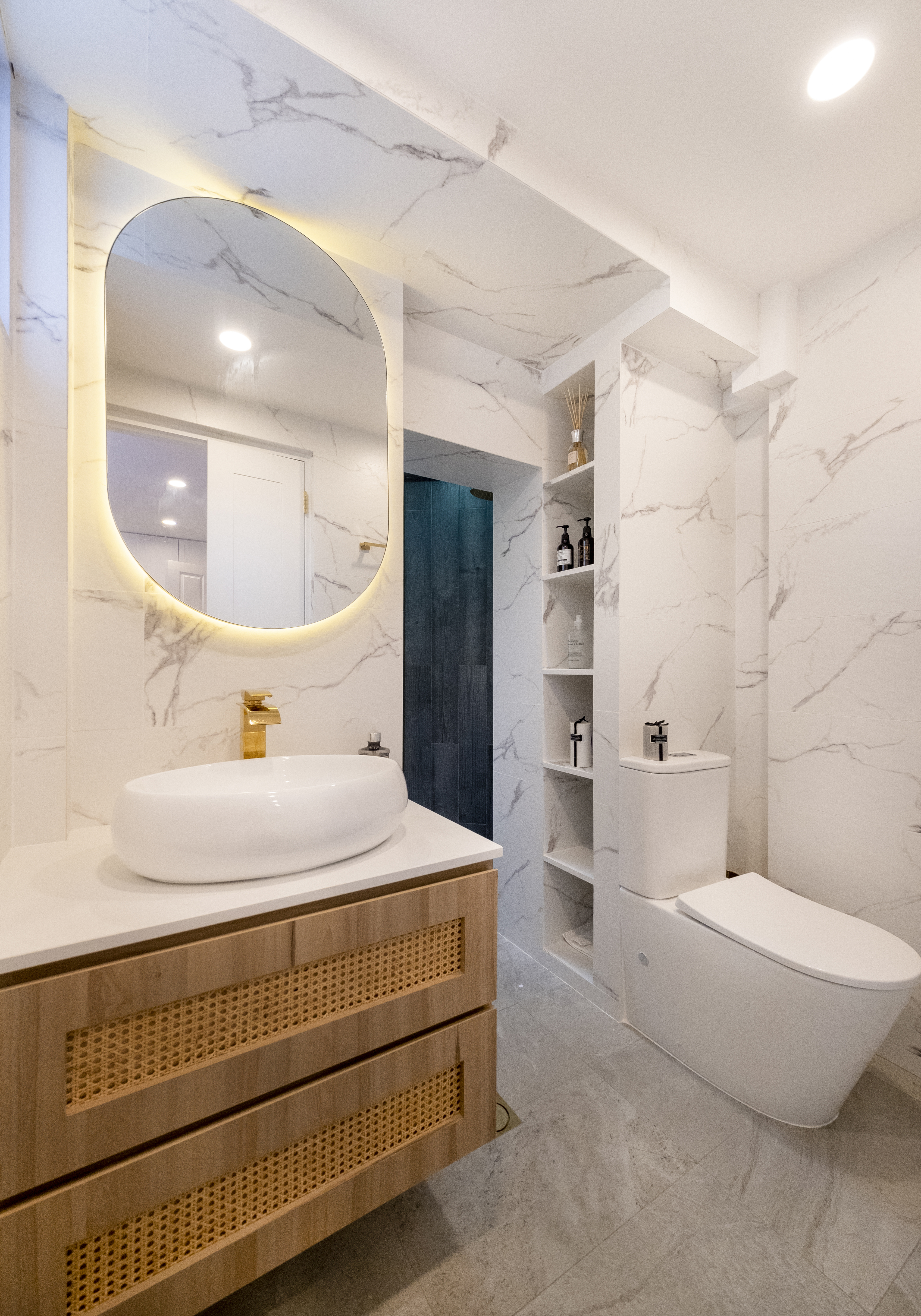 Tropical Design - Bathroom - HDB 4 Room - Design by Starry Homestead Pte Ltd