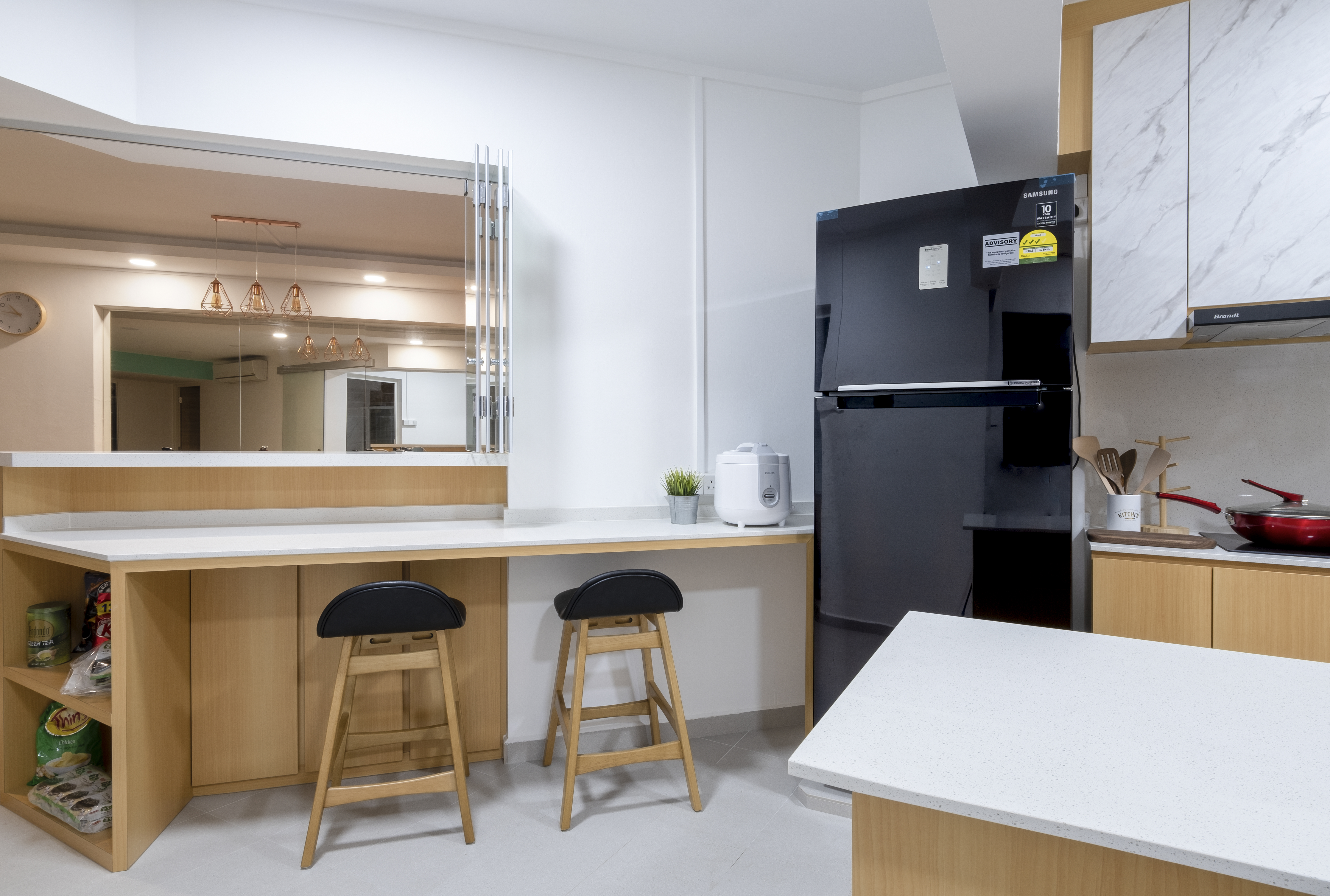 Scandinavian Design - Kitchen - HDB 5 Room - Design by Starry Homestead Pte Ltd