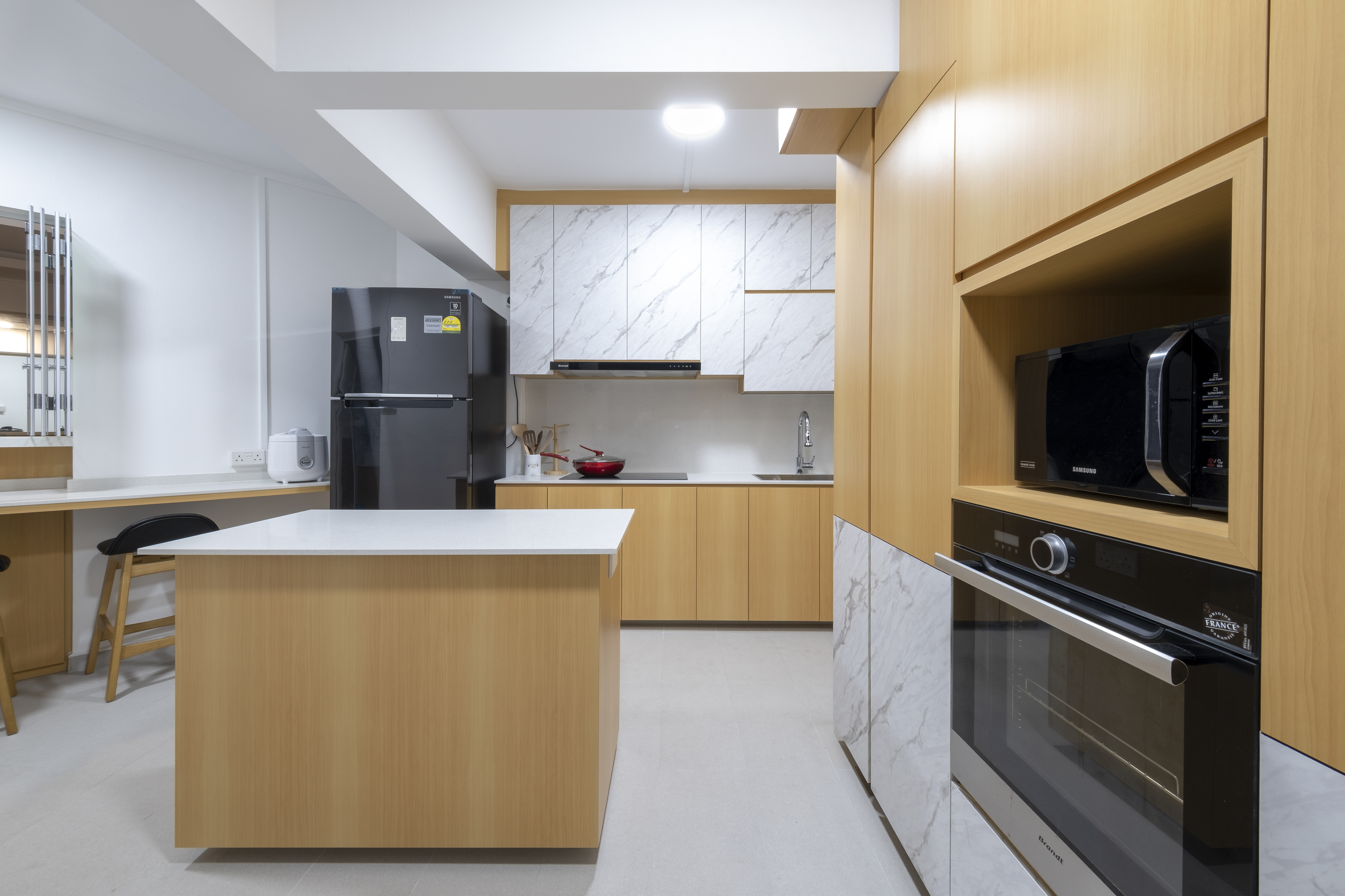 Scandinavian Design - Kitchen - HDB 5 Room - Design by Starry Homestead Pte Ltd