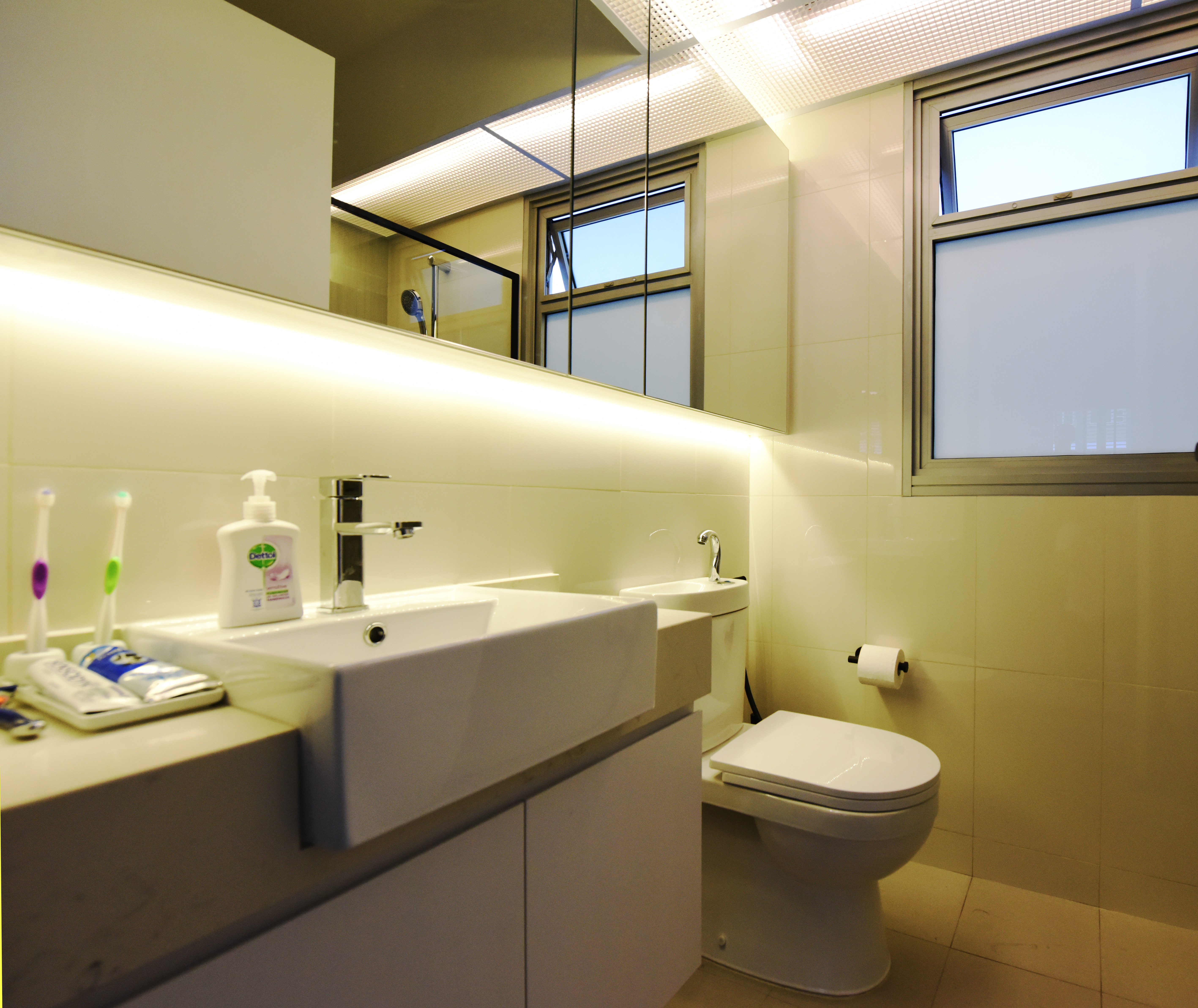 Industrial, Minimalist Design - Bathroom - HDB 5 Room - Design by Starry Homestead Pte Ltd