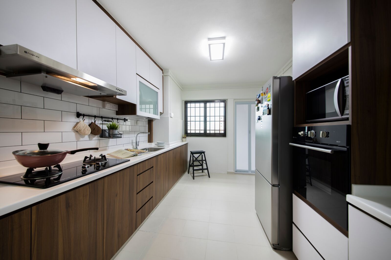 Scandinavian Design - Kitchen - HDB 3 Room - Design by Starry Homestead Pte Ltd
