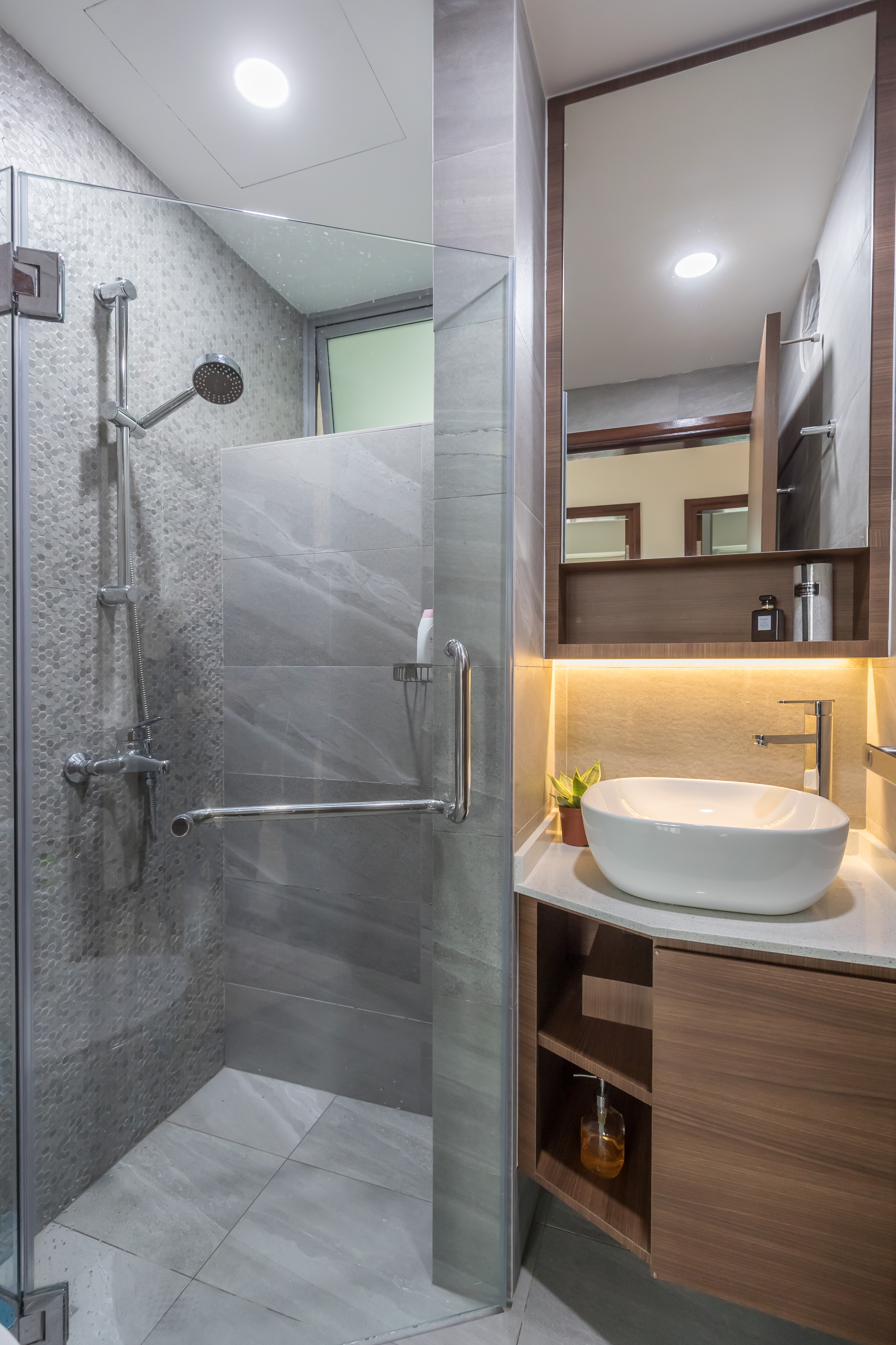 Modern, Scandinavian Design - Bathroom - Condominium - Design by Starry Homestead Pte Ltd