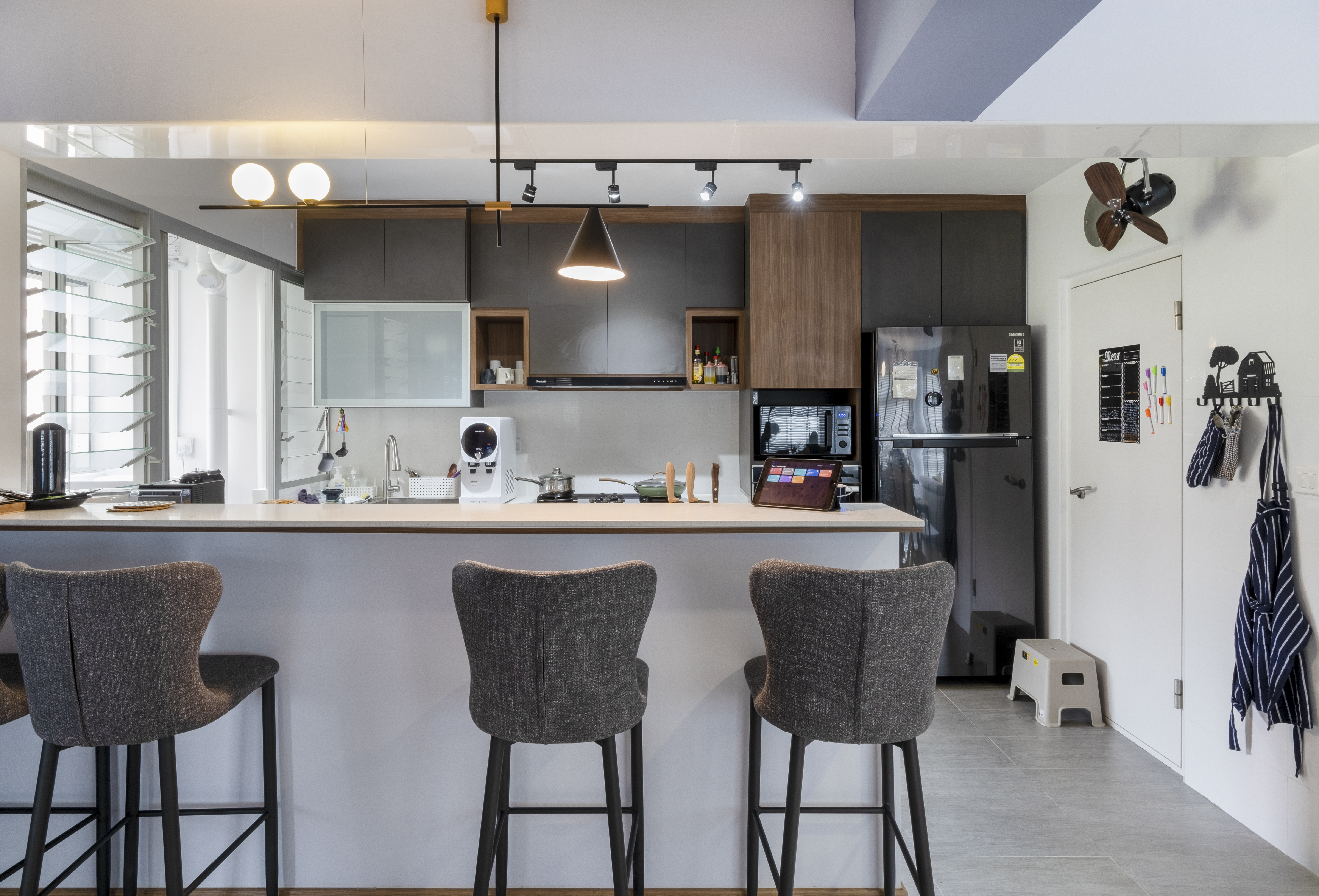 Modern, Scandinavian Design - Kitchen - HDB 5 Room - Design by Starry Homestead Pte Ltd