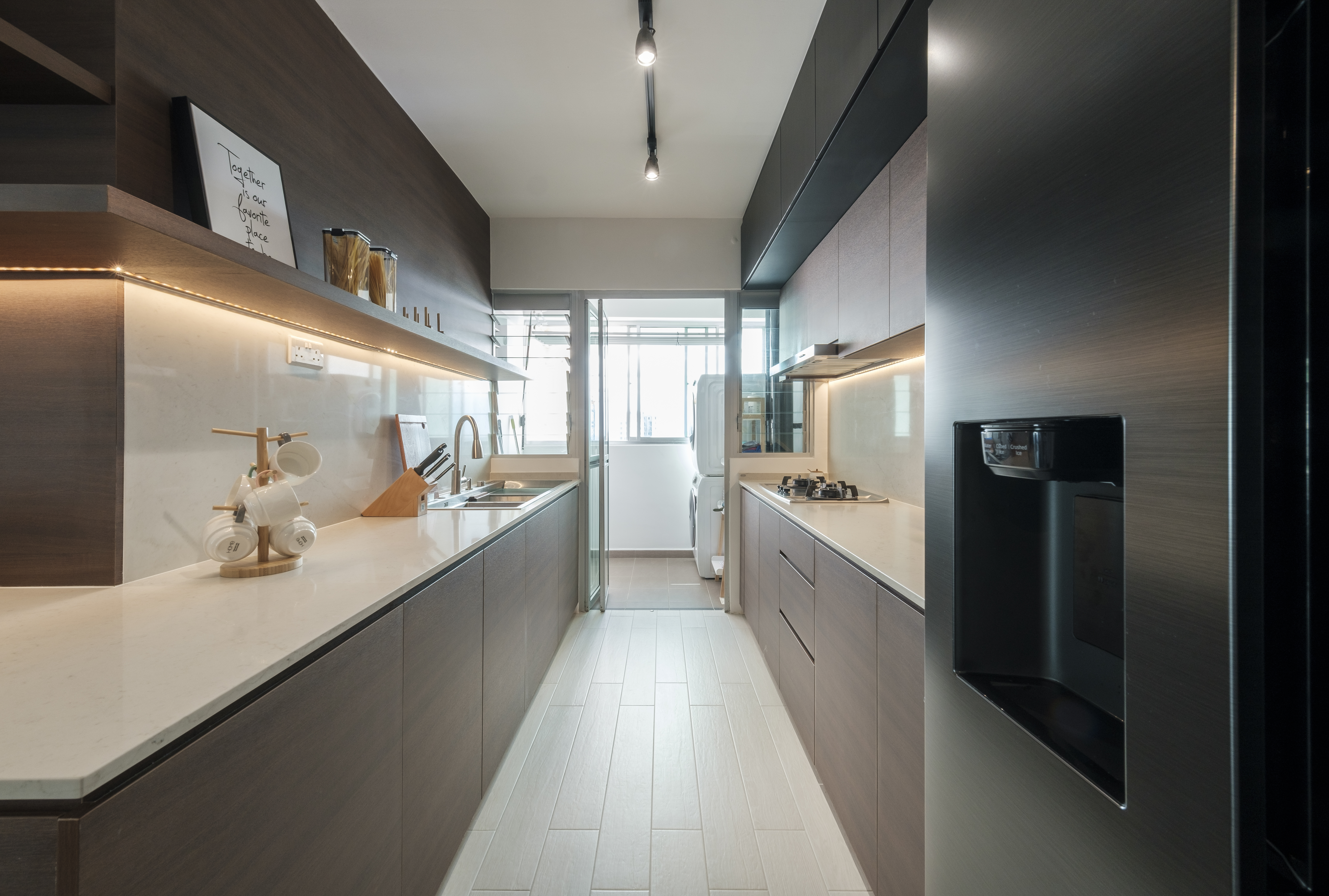 Modern Design - Kitchen - HDB 5 Room - Design by Starry Homestead Pte Ltd