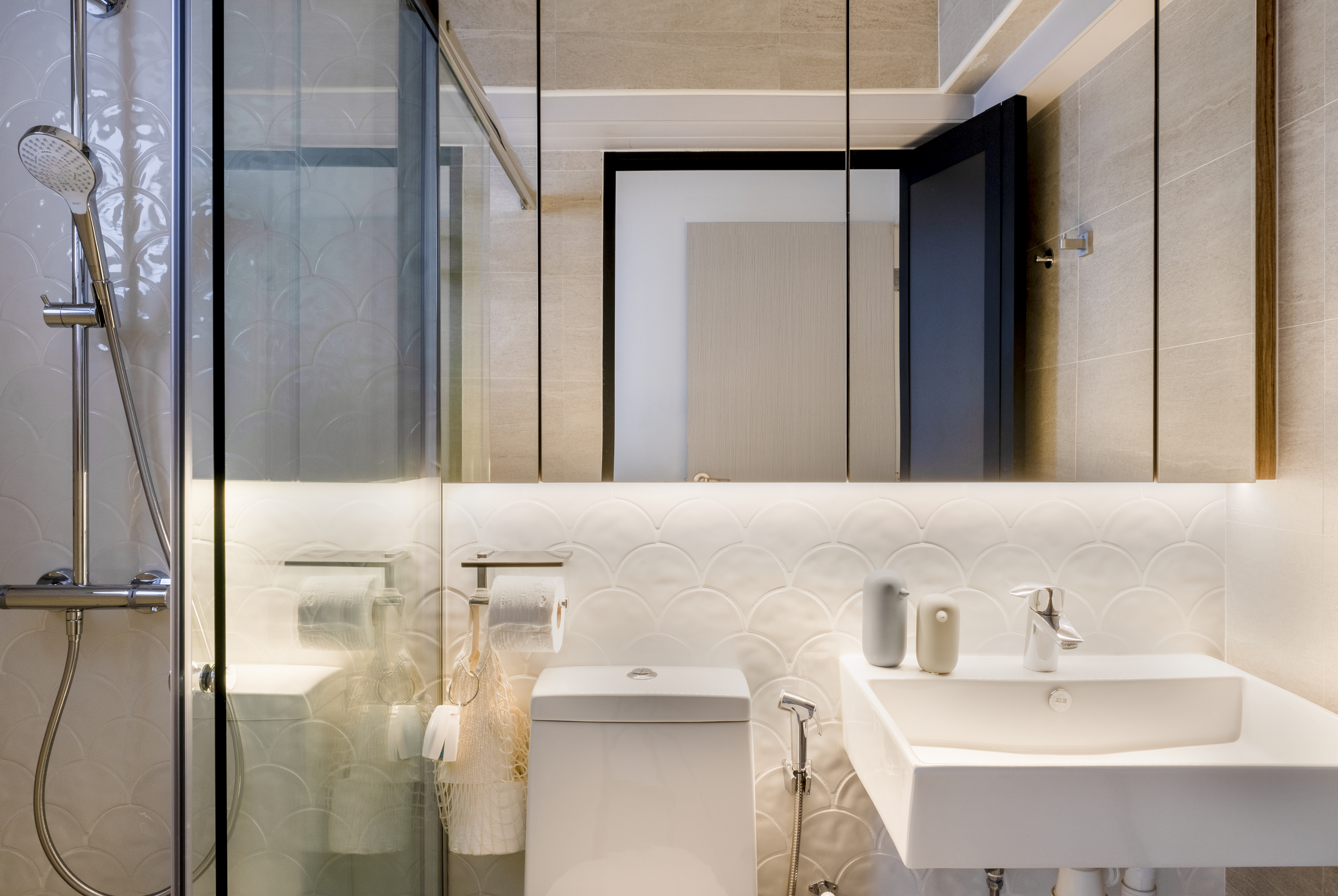 Eclectic, Modern Design - Bathroom - HDB 5 Room - Design by Starry Homestead Pte Ltd