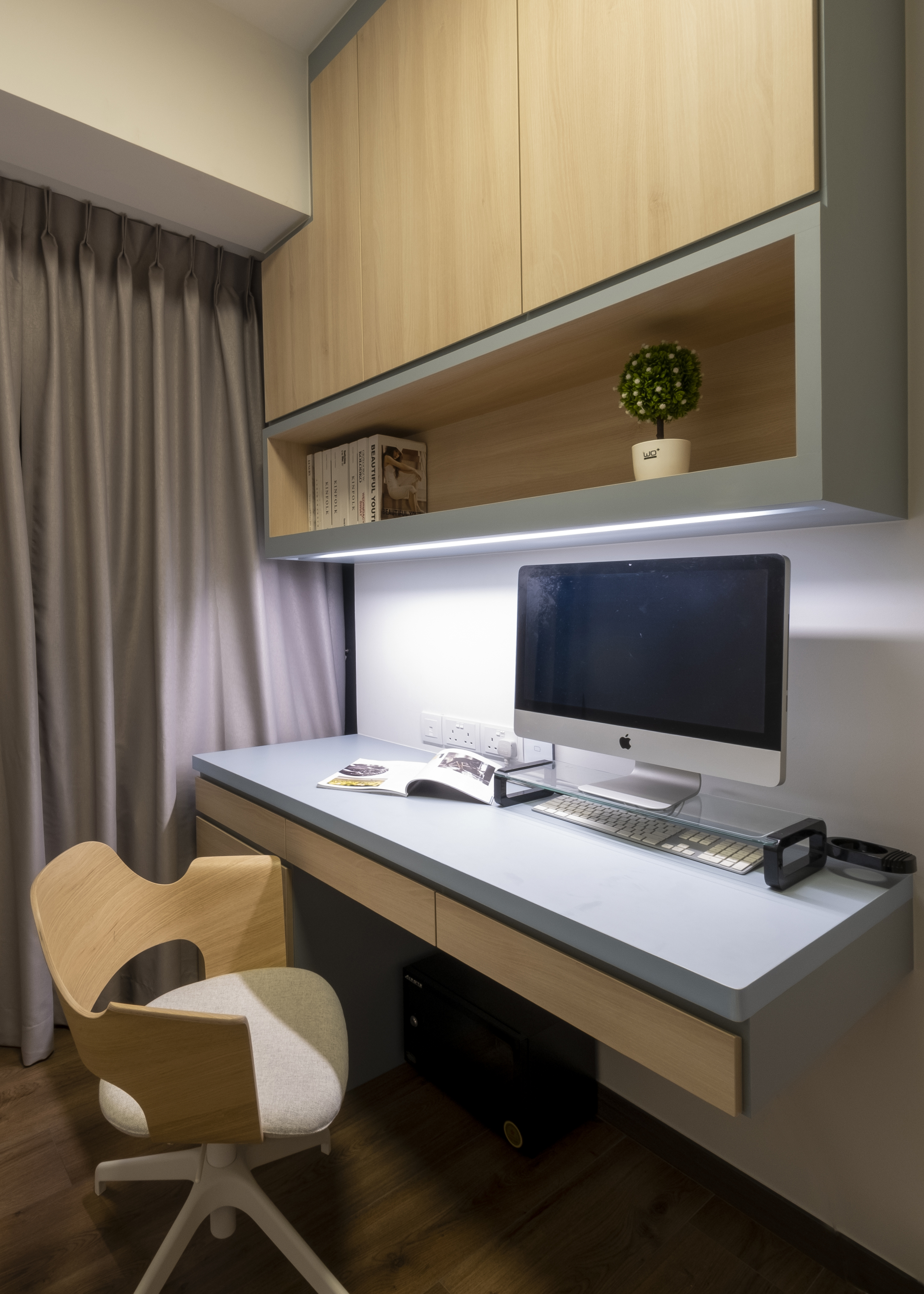 Contemporary Design - Bedroom - Condominium - Design by Starry Homestead Pte Ltd