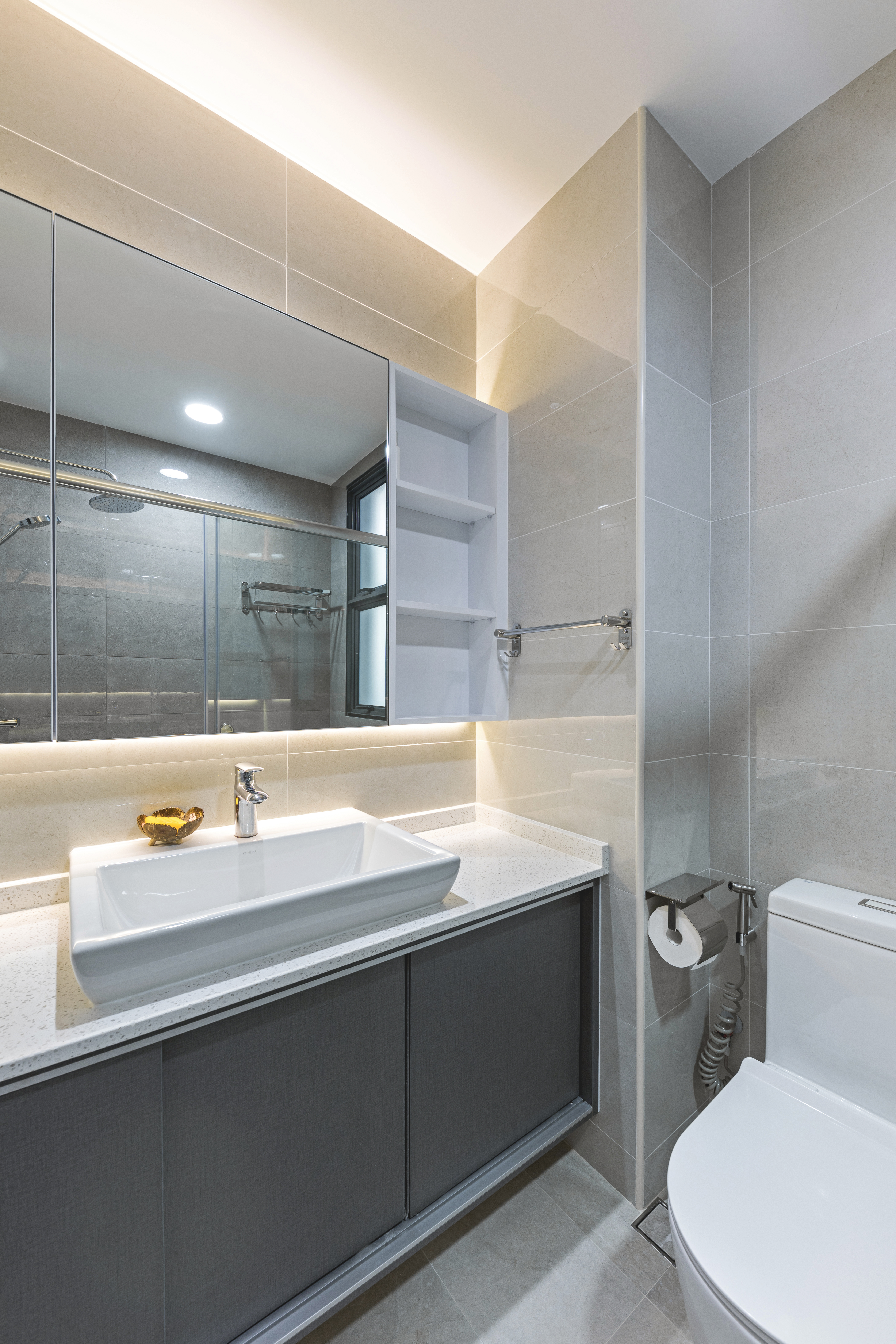 Modern, Victorian Design - Bathroom - Condominium - Design by Starry Homestead Pte Ltd