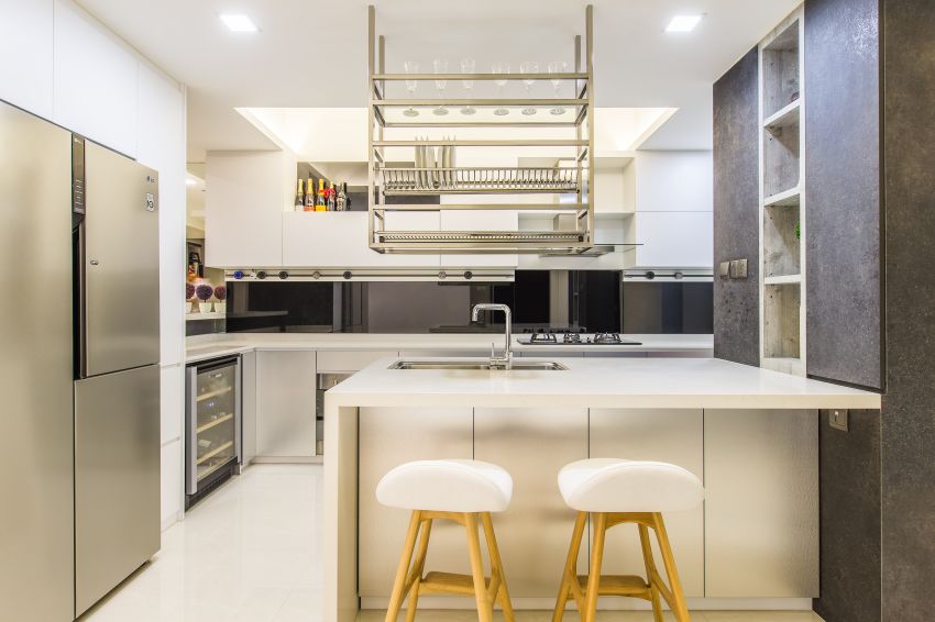 Contemporary, Modern Design - Kitchen - Landed House - Design by Summerhaus D'zign Pte Ltd