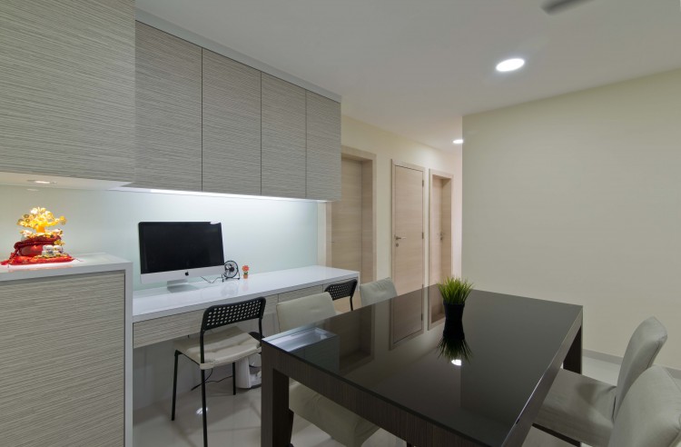 Contemporary, Modern Design - Dining Room - Condominium - Design by Sun Hup Interior Contracts