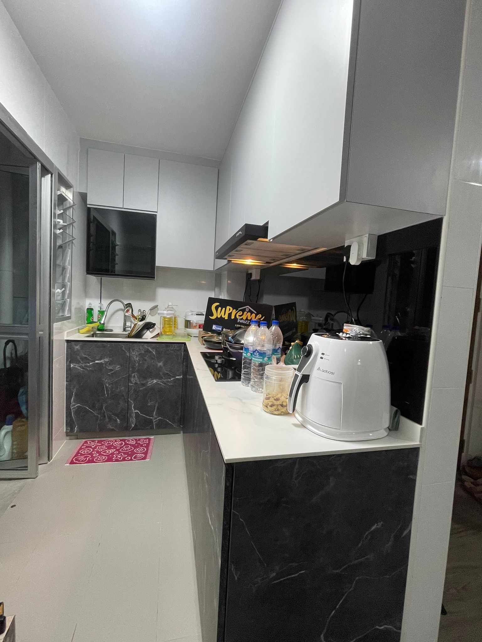 Contemporary, Modern Design - Kitchen - HDB 3 Room - Design by Supreme Houzz Design