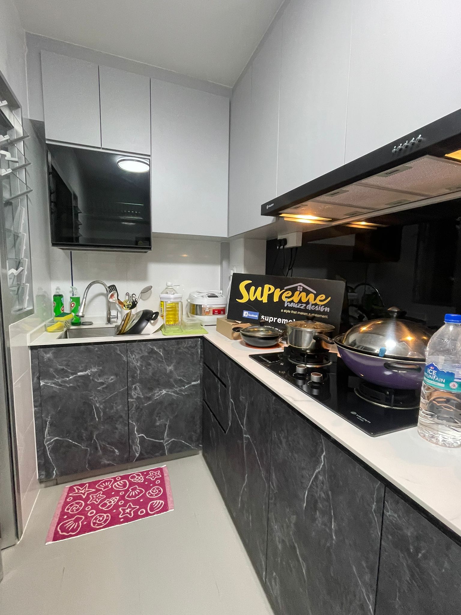 Contemporary, Modern Design - Kitchen - HDB 3 Room - Design by Supreme Houzz Design