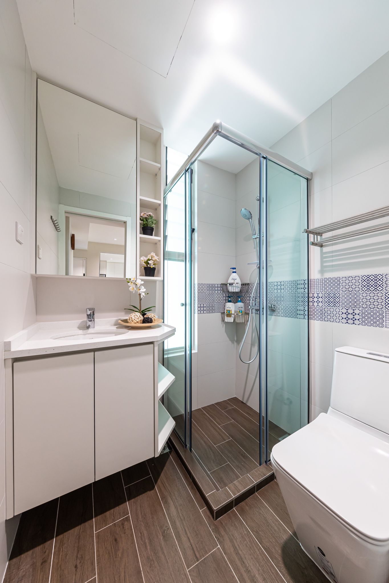 Modern Design - Bathroom - Condominium - Design by Swiss Interior Design Pte Ltd
