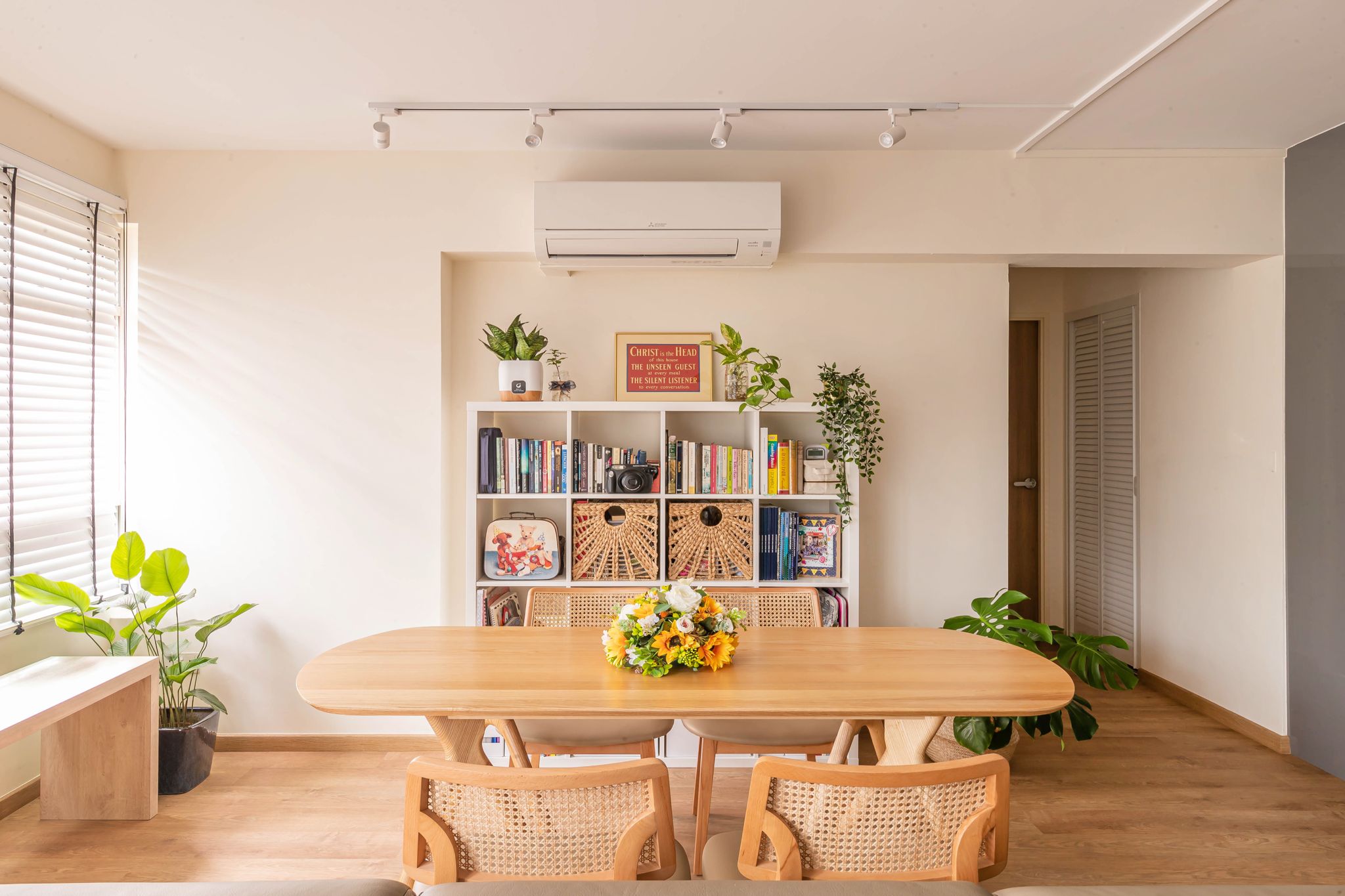  Design - Dining Room - HDB 4 Room - Design by Swiss Interior Design Pte Ltd