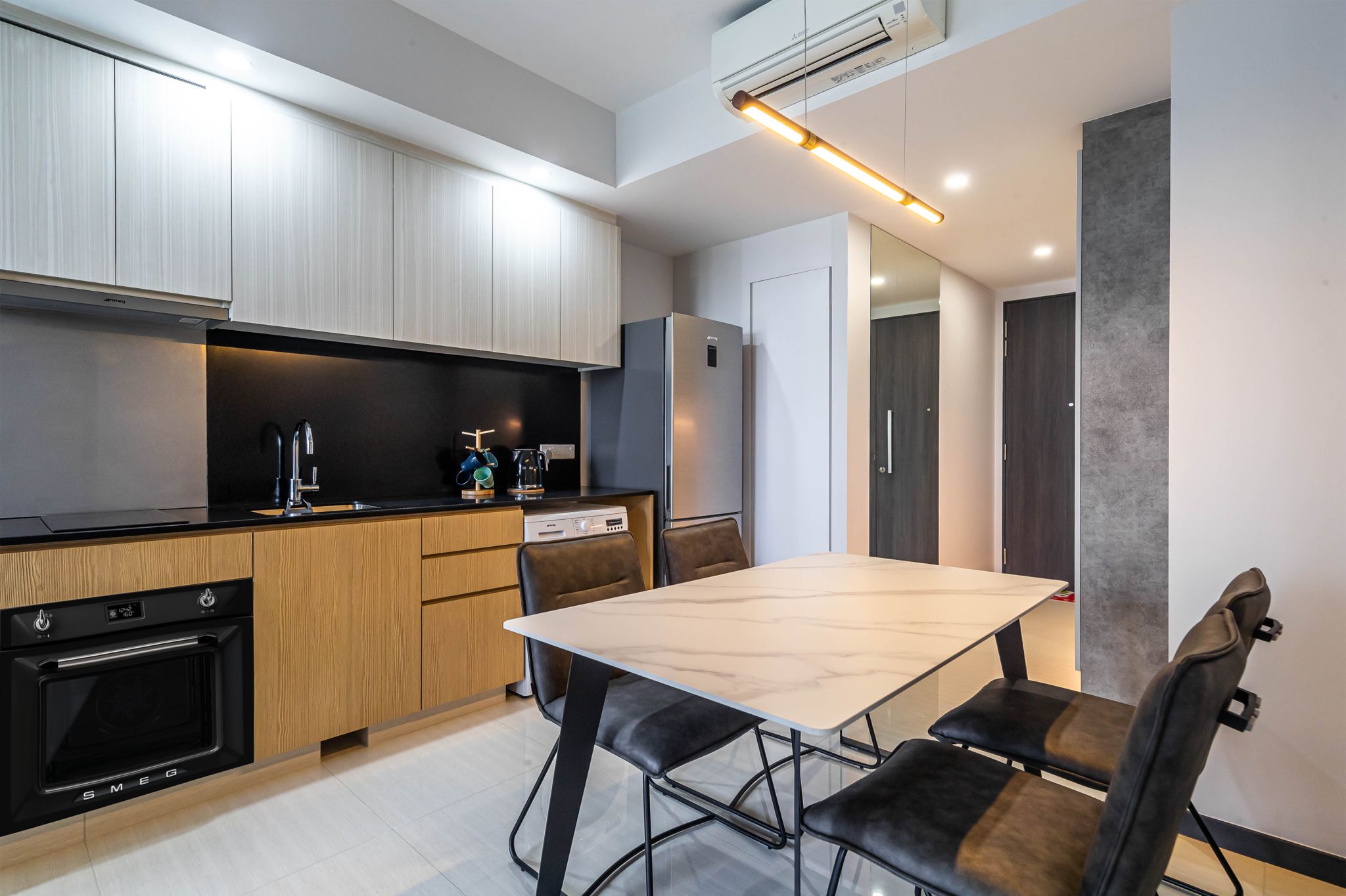 Modern Design - Kitchen - Condominium - Design by Swiss Interior Design Pte Ltd