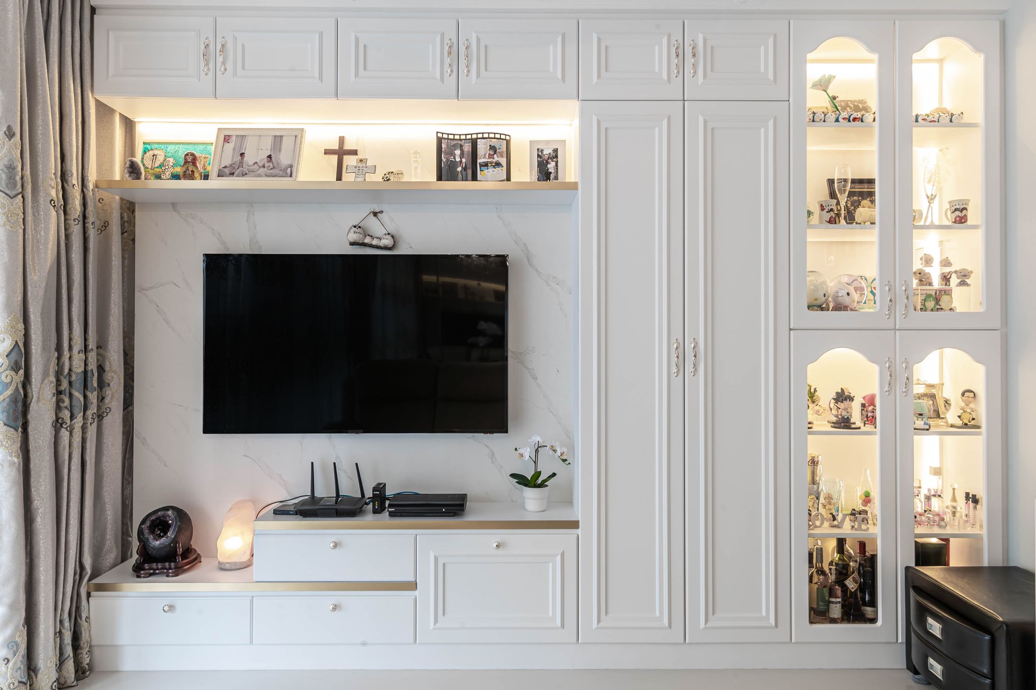 Victorian Design - Living Room - Condominium - Design by Swiss Interior Design Pte Ltd