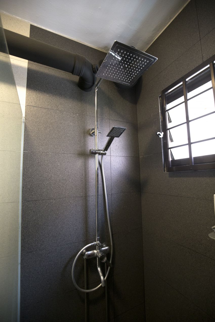 Minimalist Design - Bathroom - HDB Executive Apartment - Design by ted iD Pte Ltd