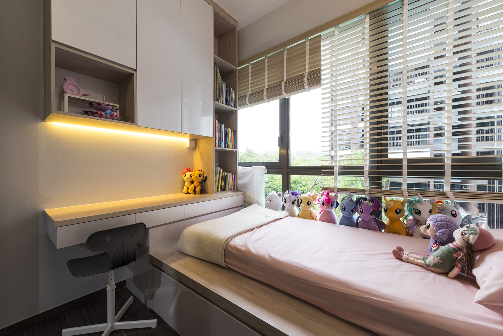 Modern, Resort, Scandinavian Design - Bedroom - Condominium - Design by TBG Interior Design