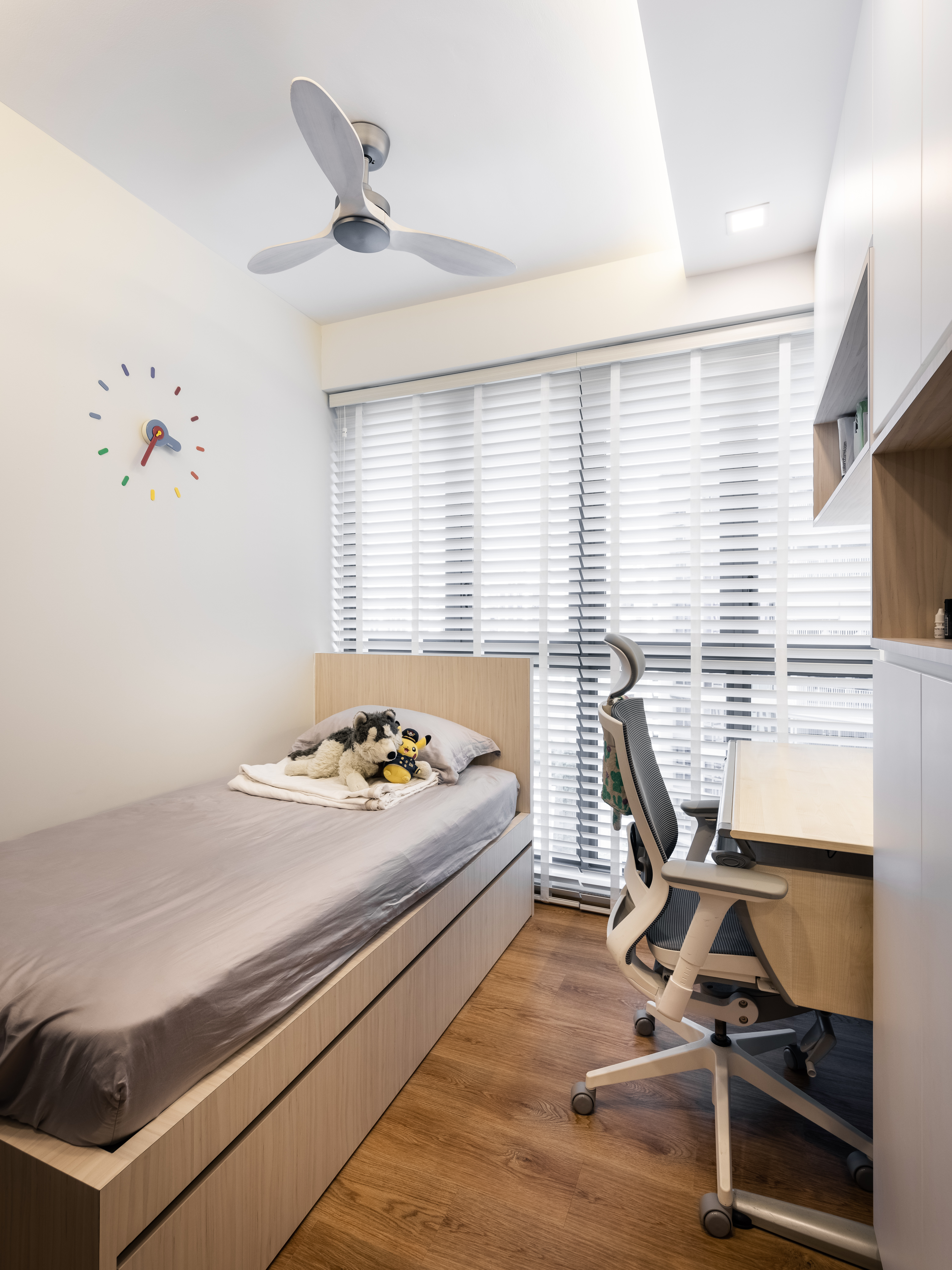 Minimalist Design - Bedroom - Condominium - Design by U-Home Interior Design Pte Ltd