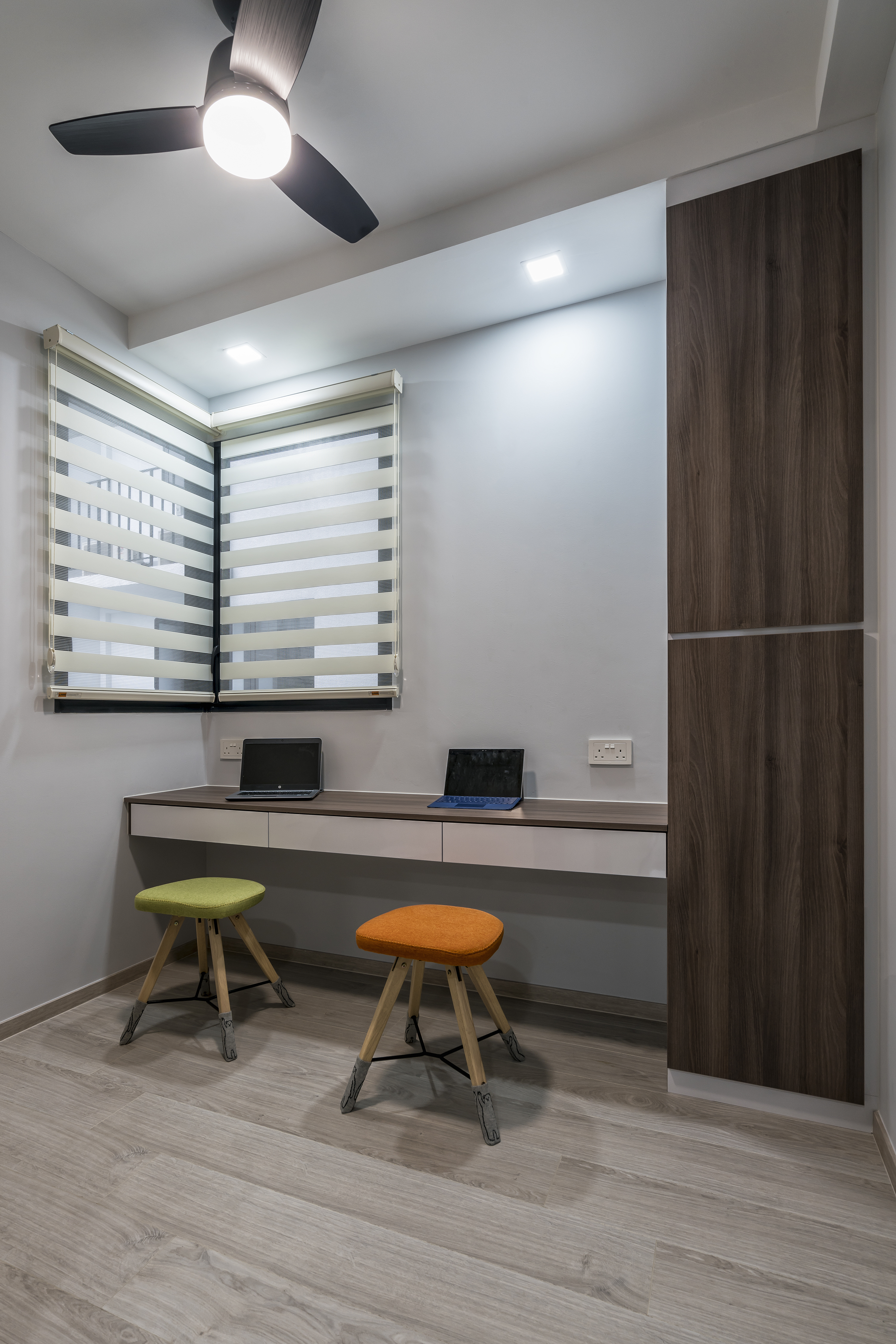 Contemporary Design - Study Room - Condominium - Design by U-Home Interior Design Pte Ltd