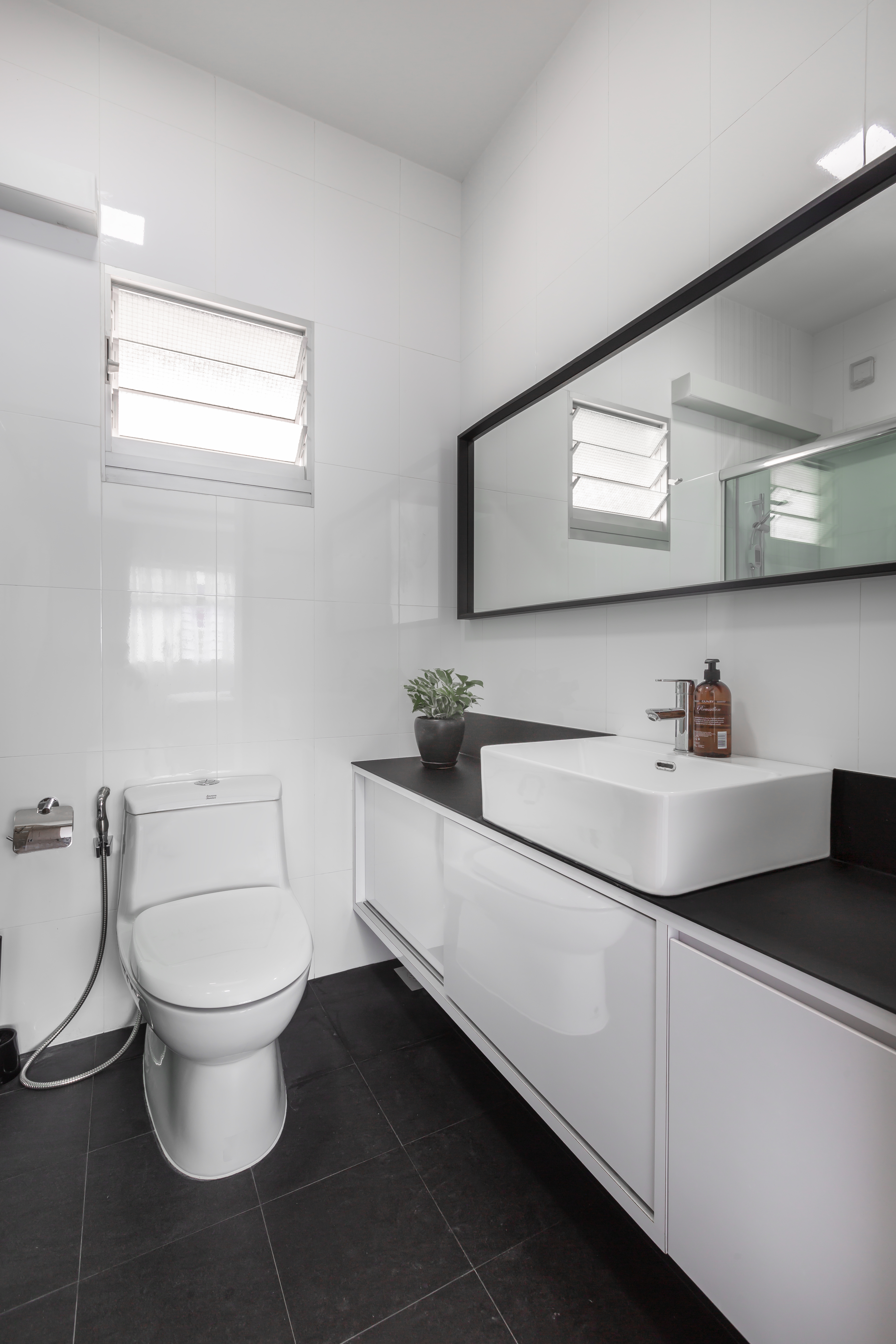 Modern Design - Bathroom - HDB 5 Room - Design by U-Home Interior Design Pte Ltd