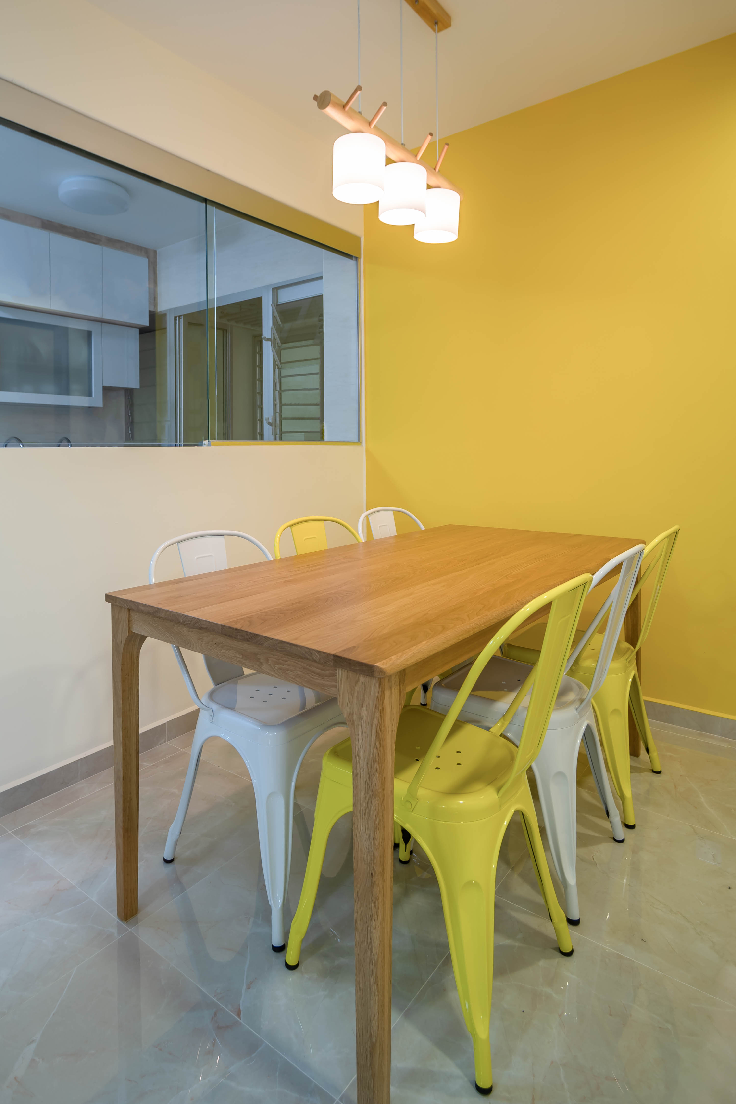  Design - Dining Room - HDB 4 Room - Design by U-Home Interior Design Pte Ltd