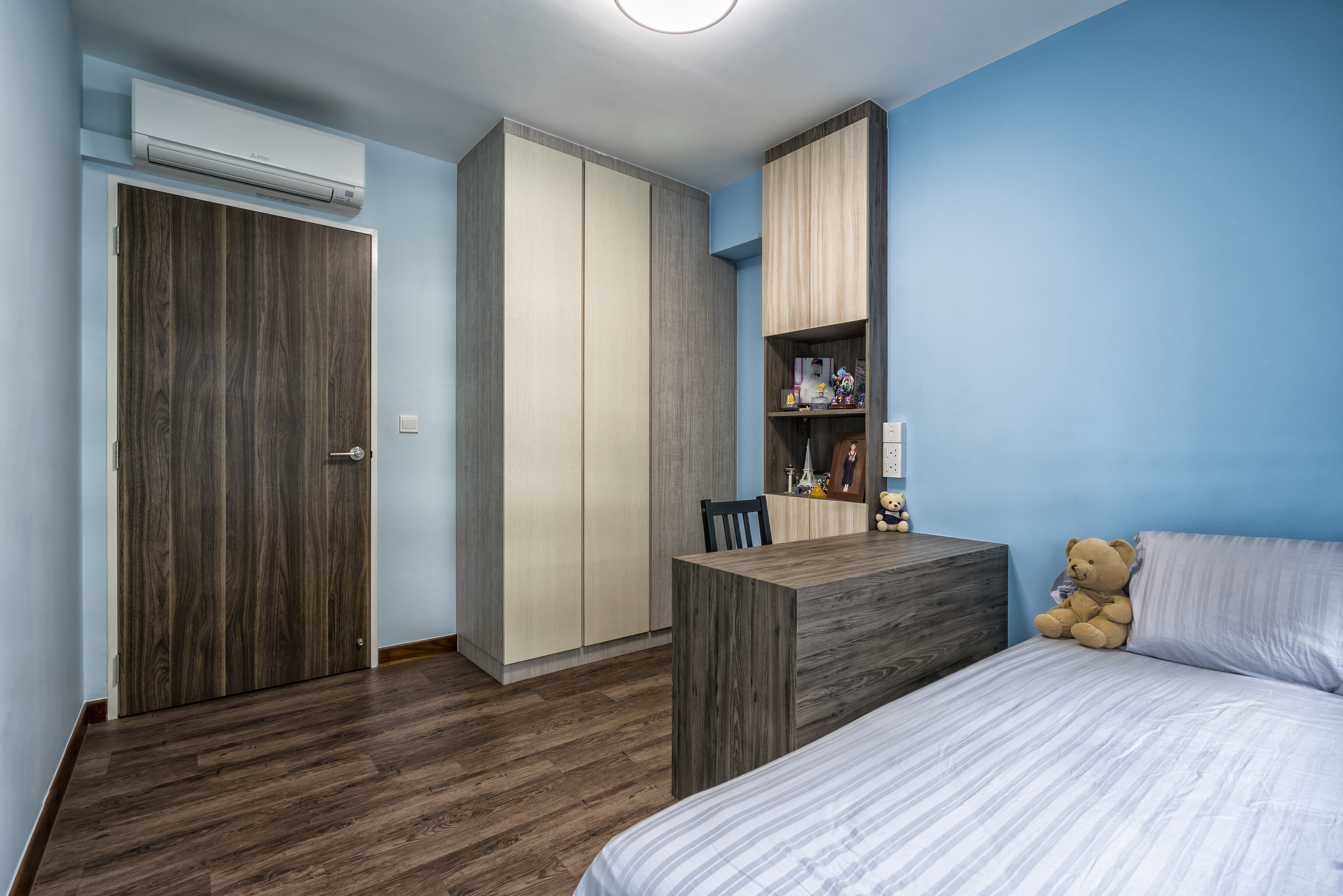 Modern Design - Bedroom - HDB 4 Room - Design by U-Home Interior Design Pte Ltd