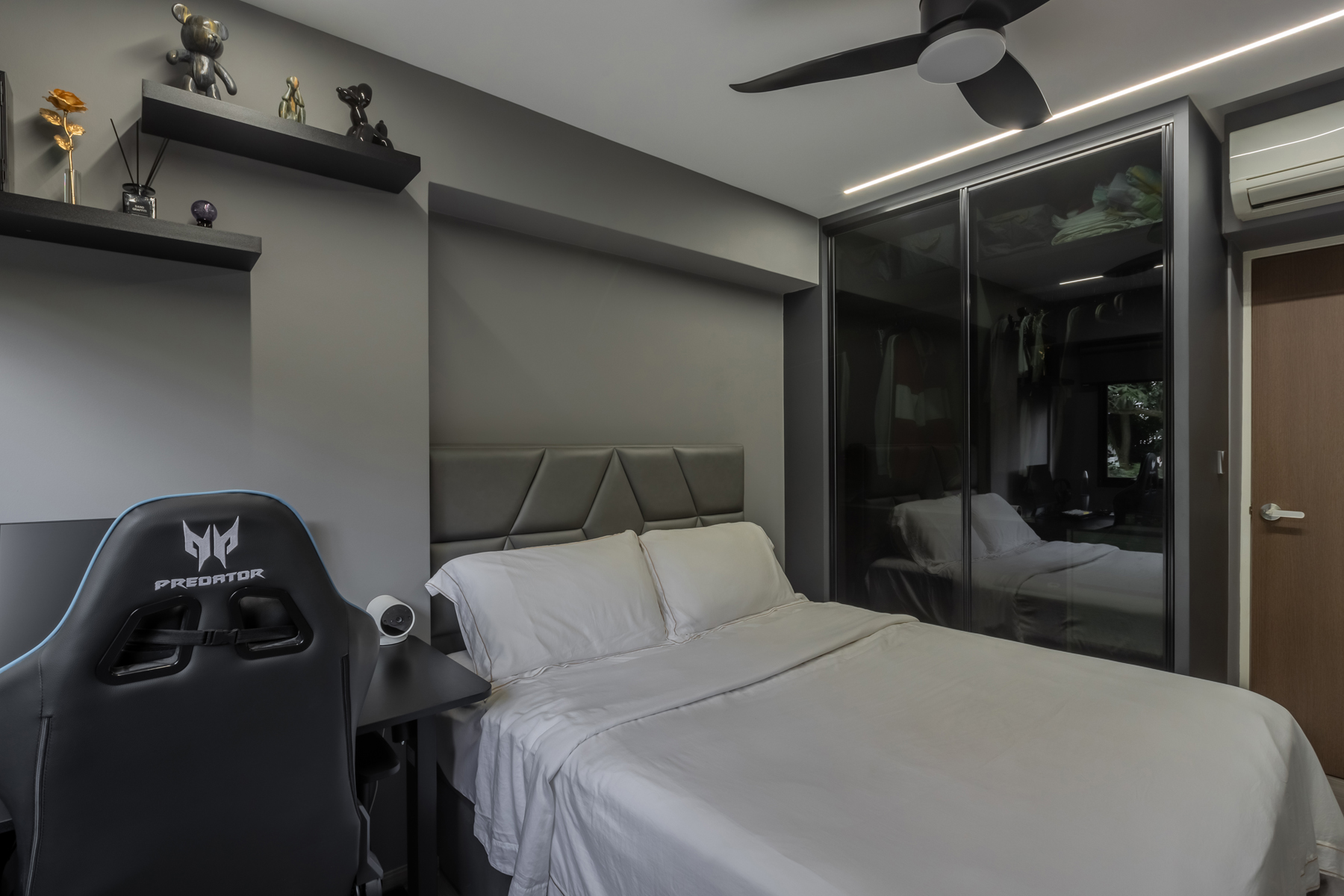 Minimalist, Modern Design - Bedroom - HDB 5 Room - Design by U-Home Interior Design Pte Ltd