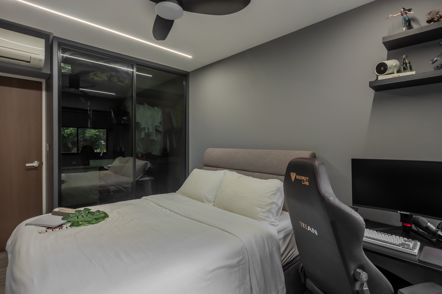Minimalist, Modern Design - Bedroom - HDB 5 Room - Design by U-Home Interior Design Pte Ltd