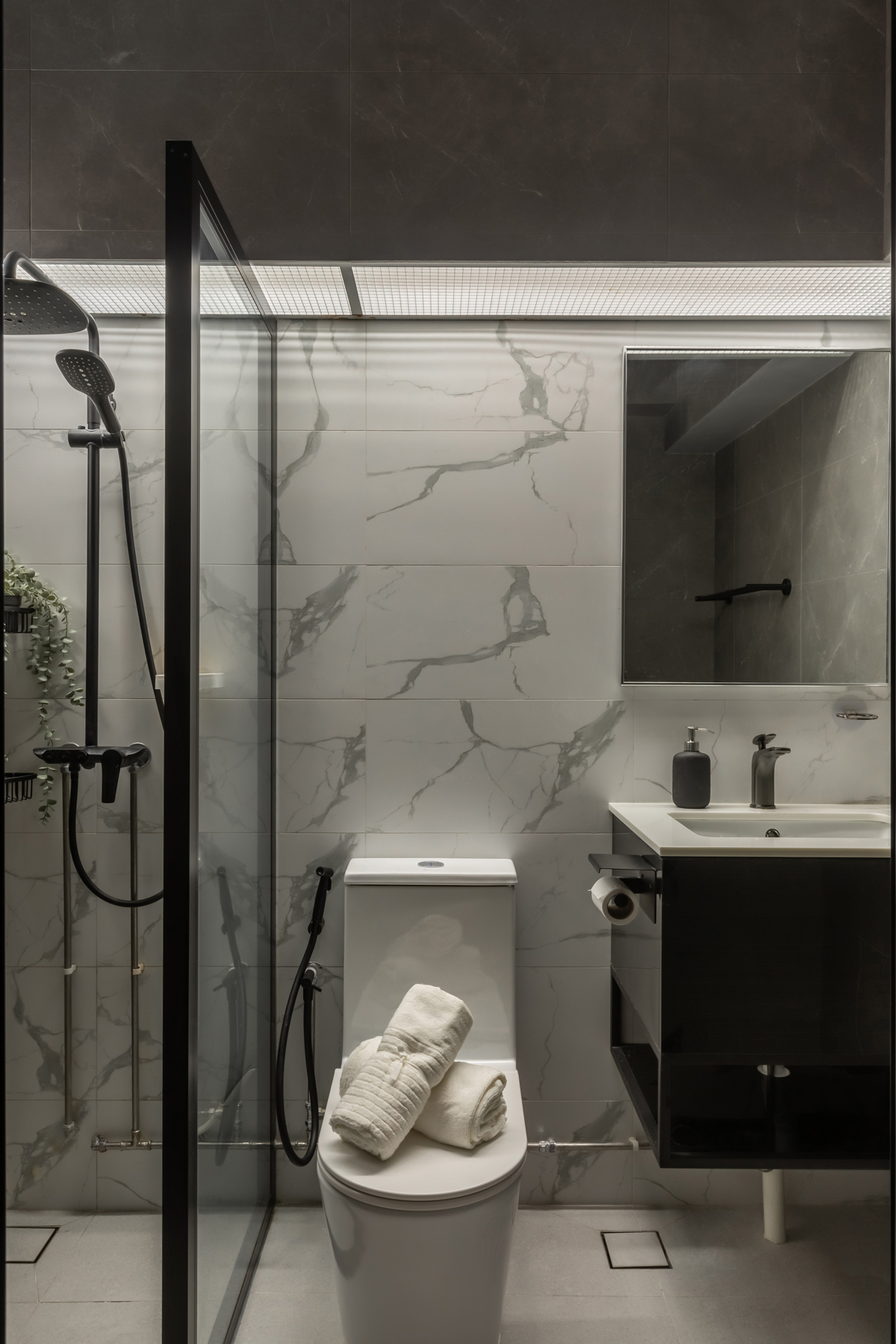 Minimalist, Modern Design - Bathroom - HDB 5 Room - Design by U-Home Interior Design Pte Ltd