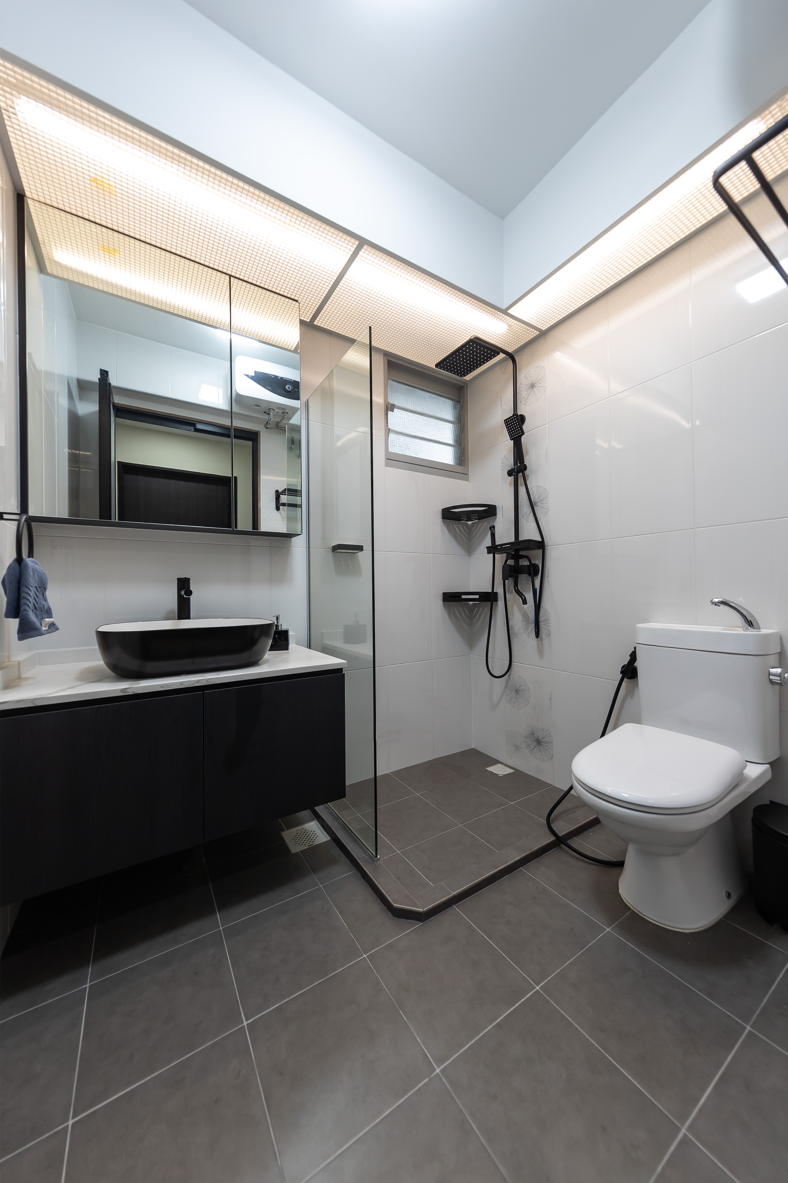 Modern Design - Bathroom - HDB 5 Room - Design by U-Home Interior Design Pte Ltd