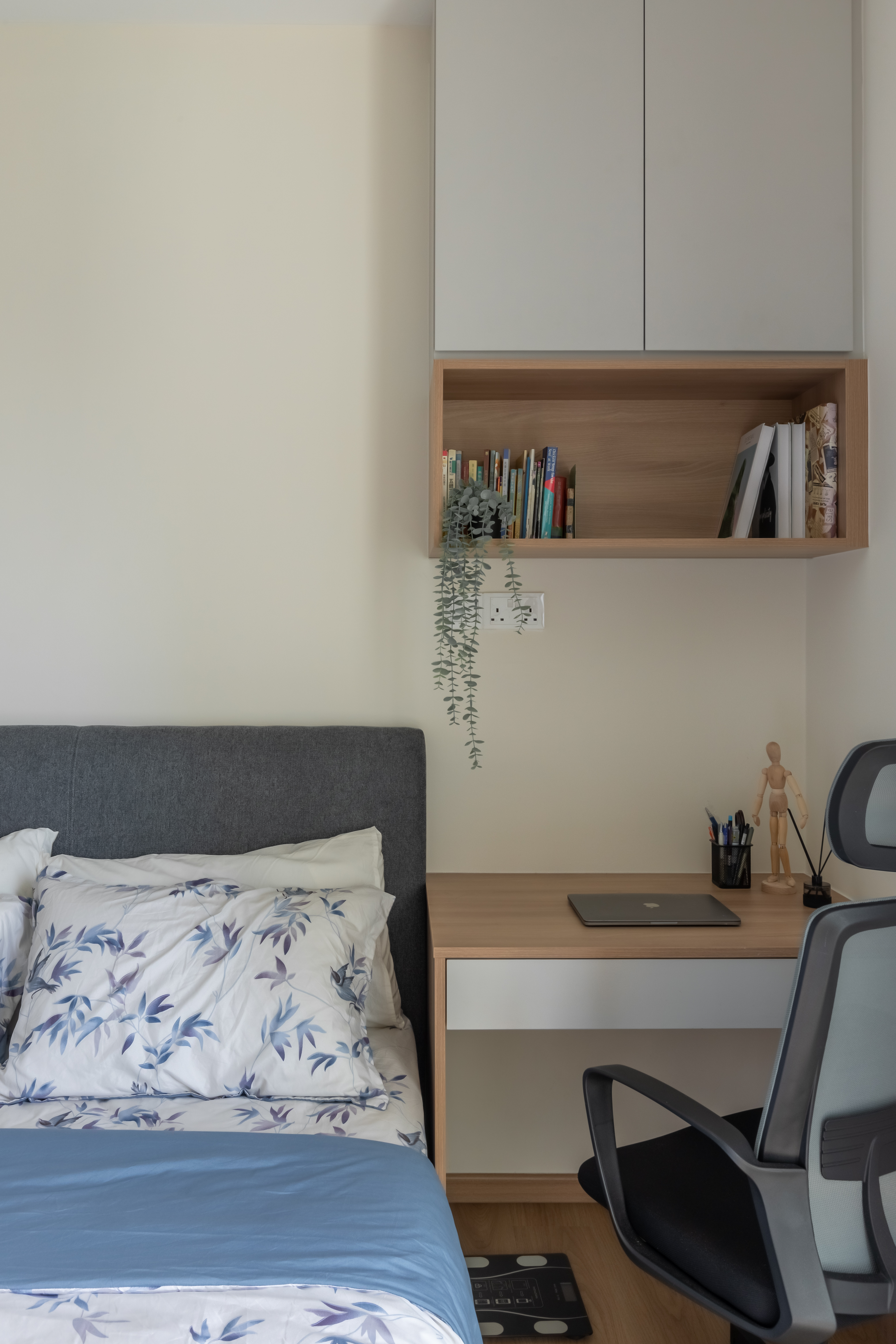 Modern, Scandinavian Design - Bedroom - Condominium - Design by U-Home Interior Design Pte Ltd