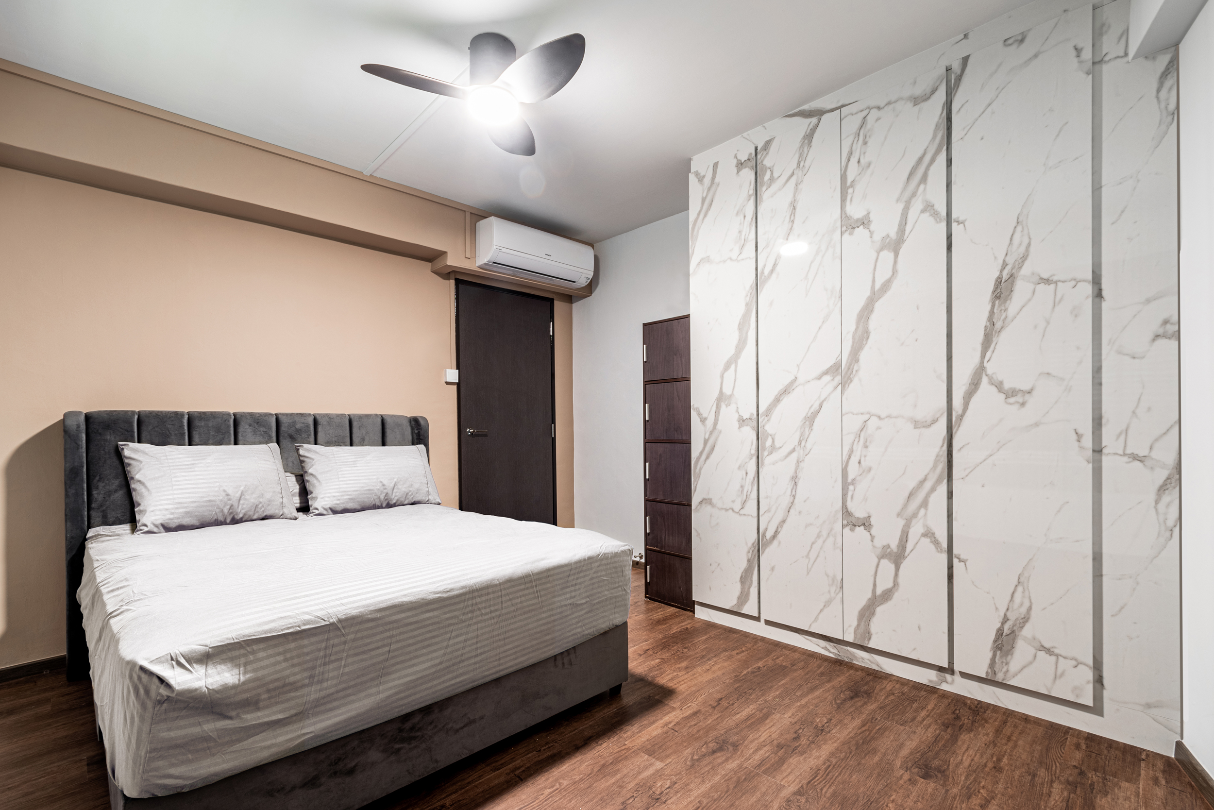 Contemporary, Modern Design - Bedroom - HDB 5 Room - Design by U-Home Interior Design Pte Ltd