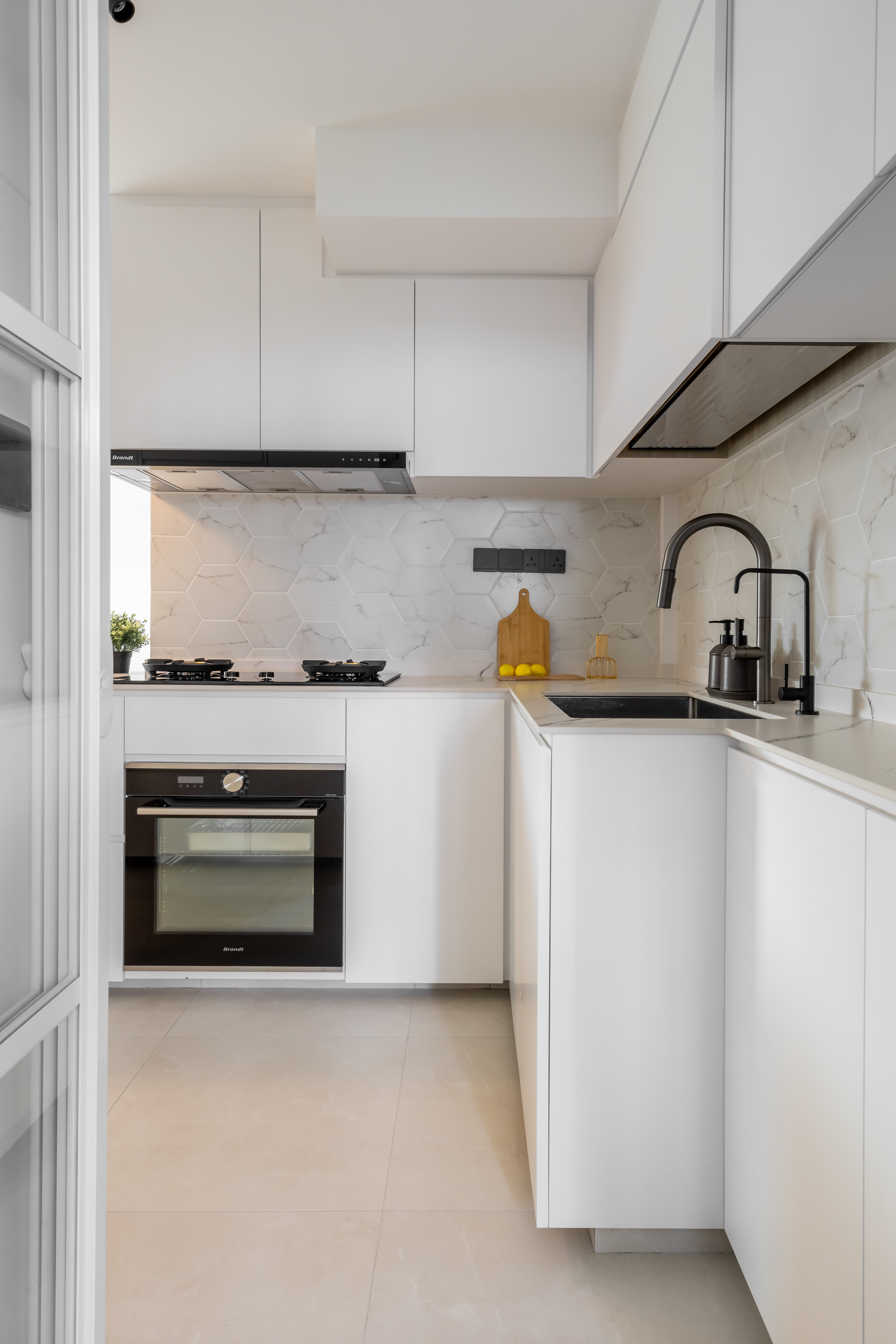 Minimalist, Modern, Scandinavian Design - Kitchen - HDB 4 Room - Design by U-Home Interior Design Pte Ltd