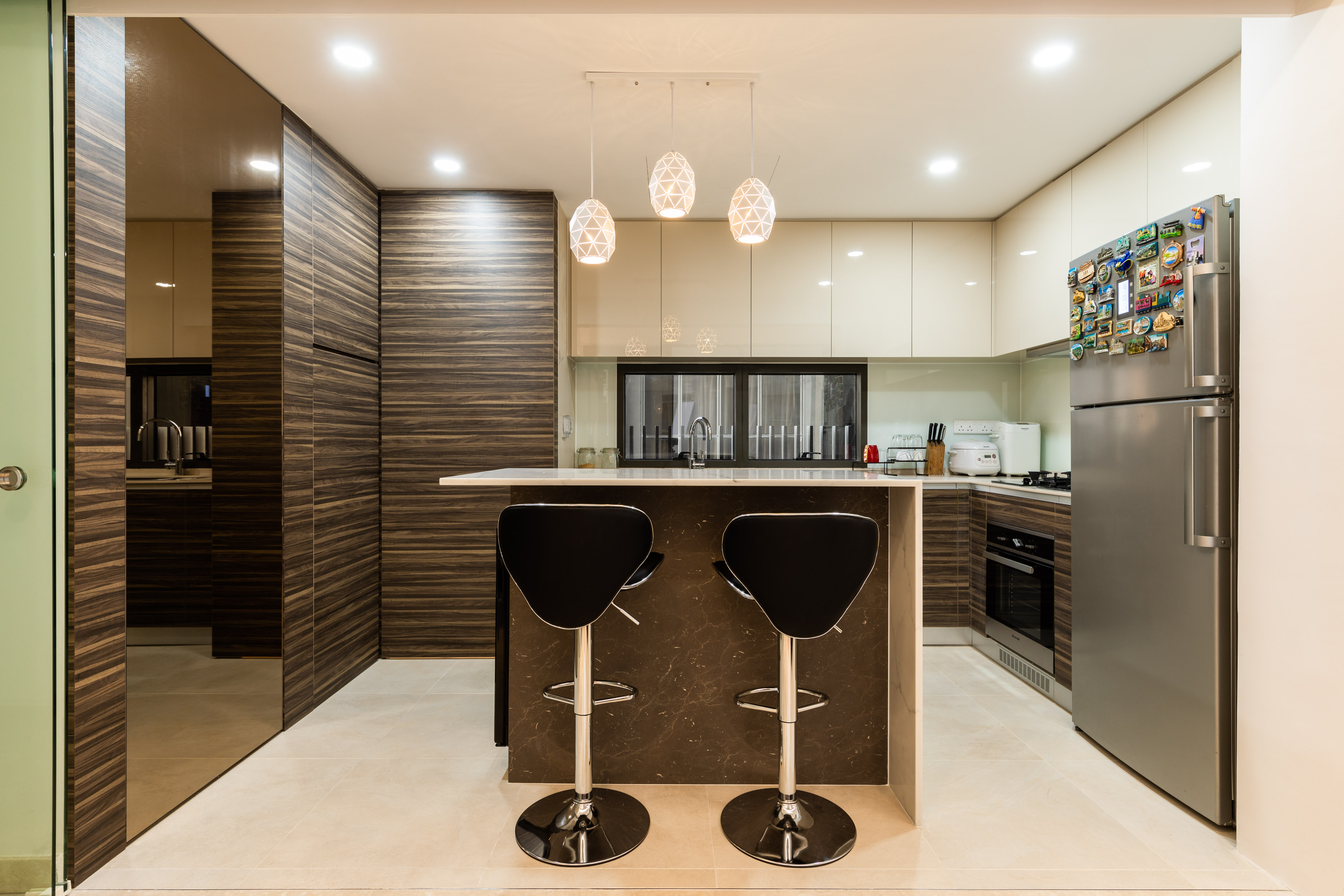 Modern Design - Dining Room - Condominium - Design by U-Home Interior Design Pte Ltd