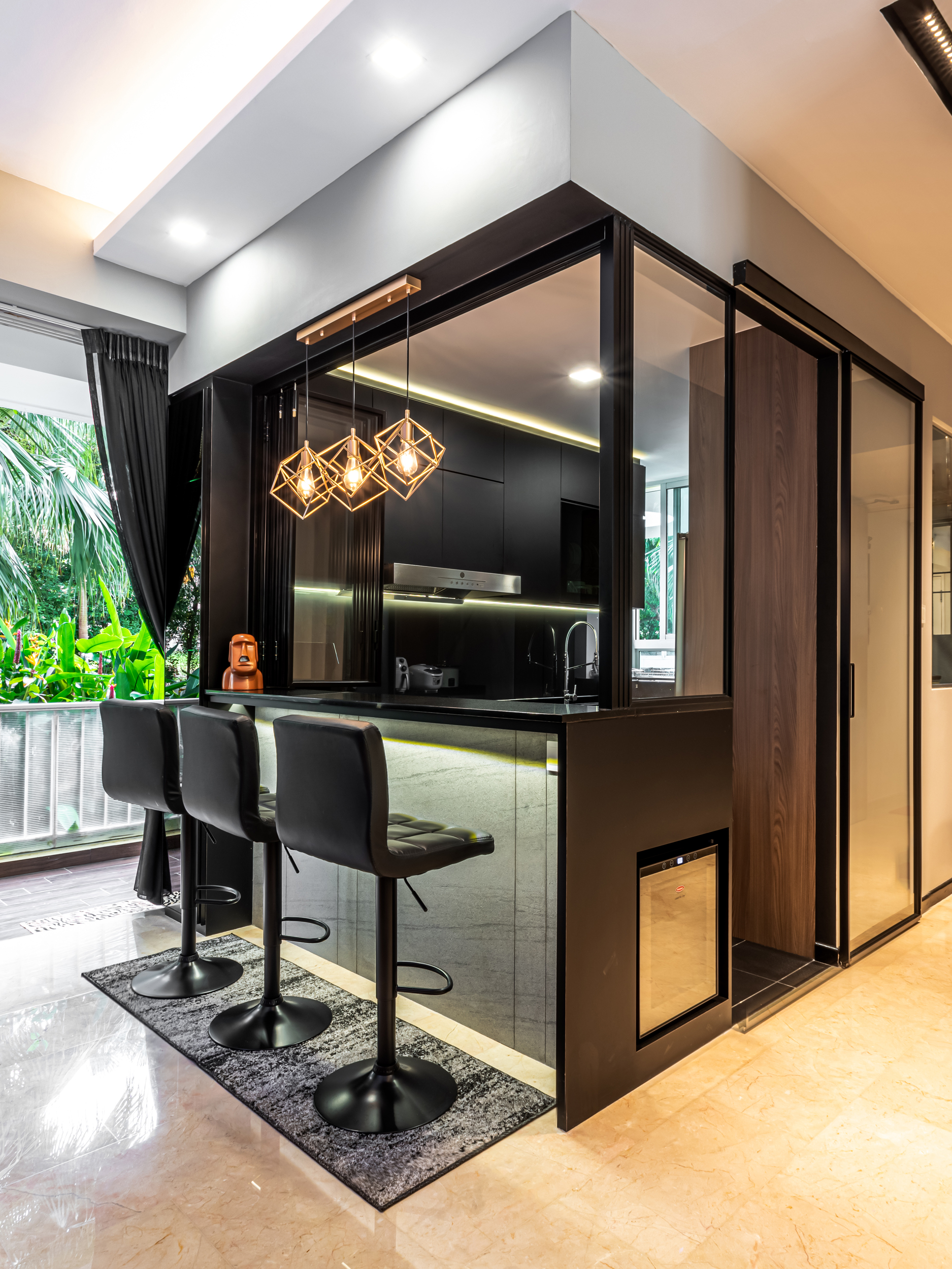 Contemporary, Modern Design - Kitchen - Condominium - Design by U-Home Interior Design Pte Ltd