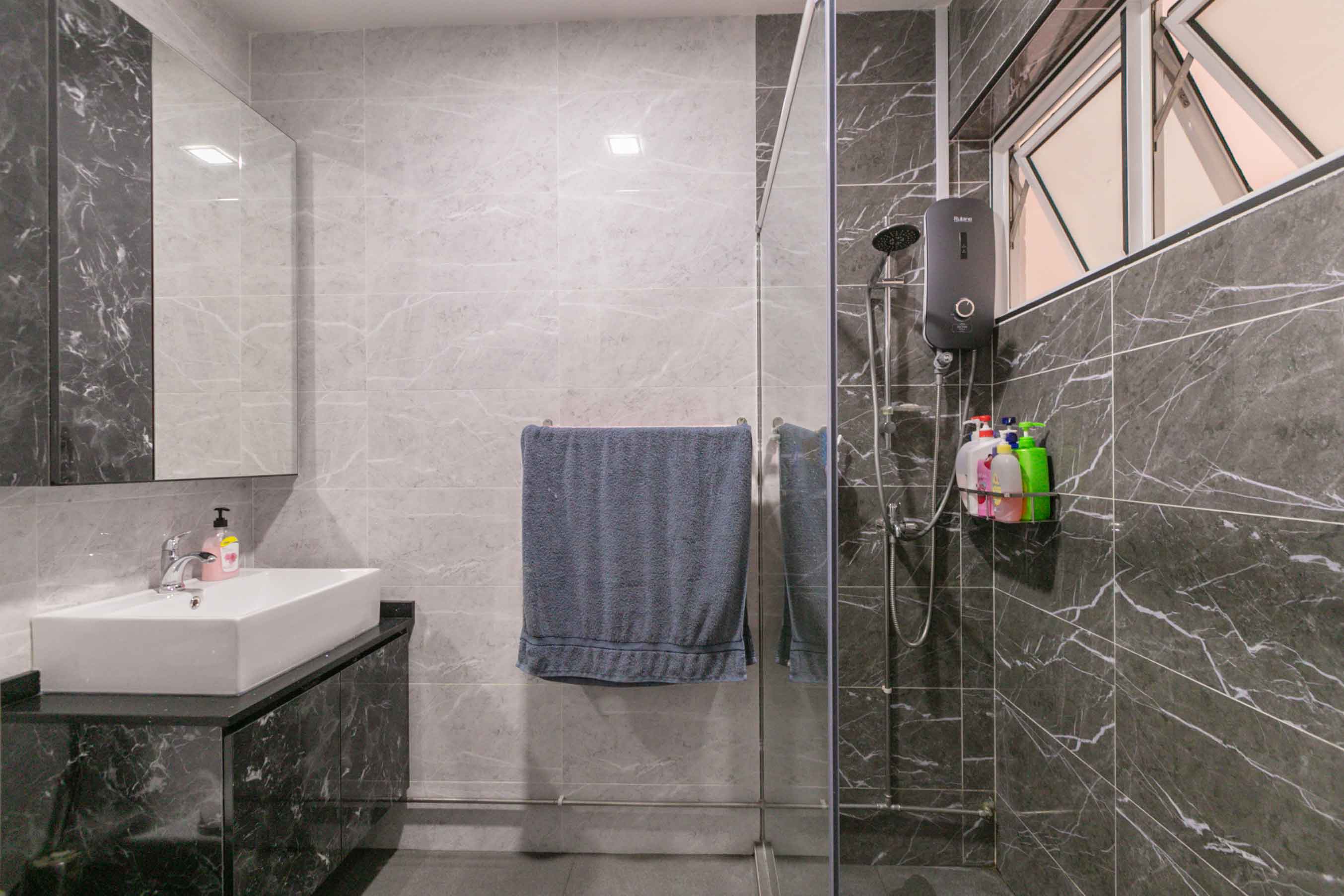 Contemporary, Modern Design - Bathroom - HDB 4 Room - Design by U-Home Interior Design Pte Ltd