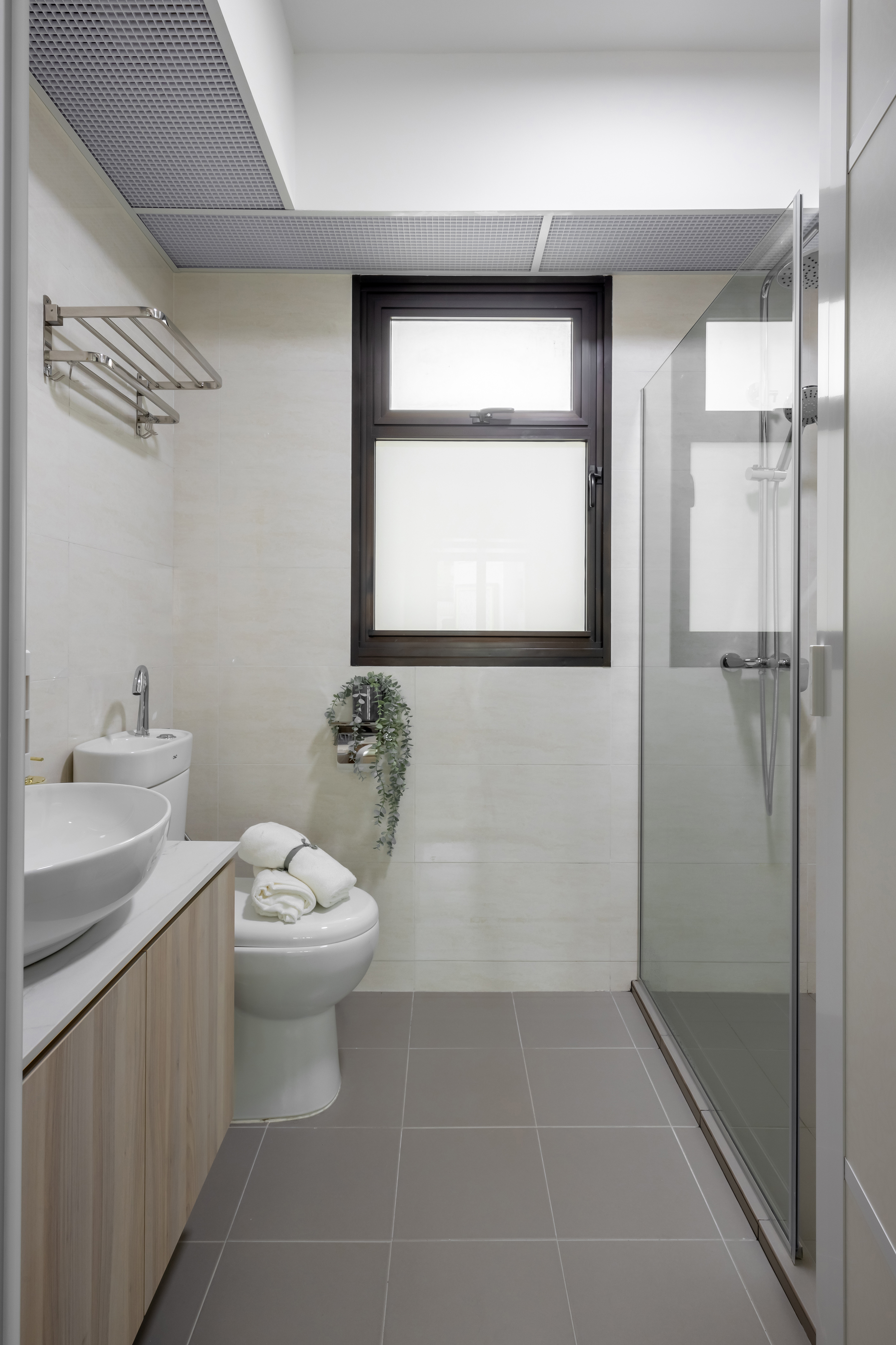 Minimalist, Modern Design - Bathroom - HDB 4 Room - Design by U-Home Interior Design Pte Ltd