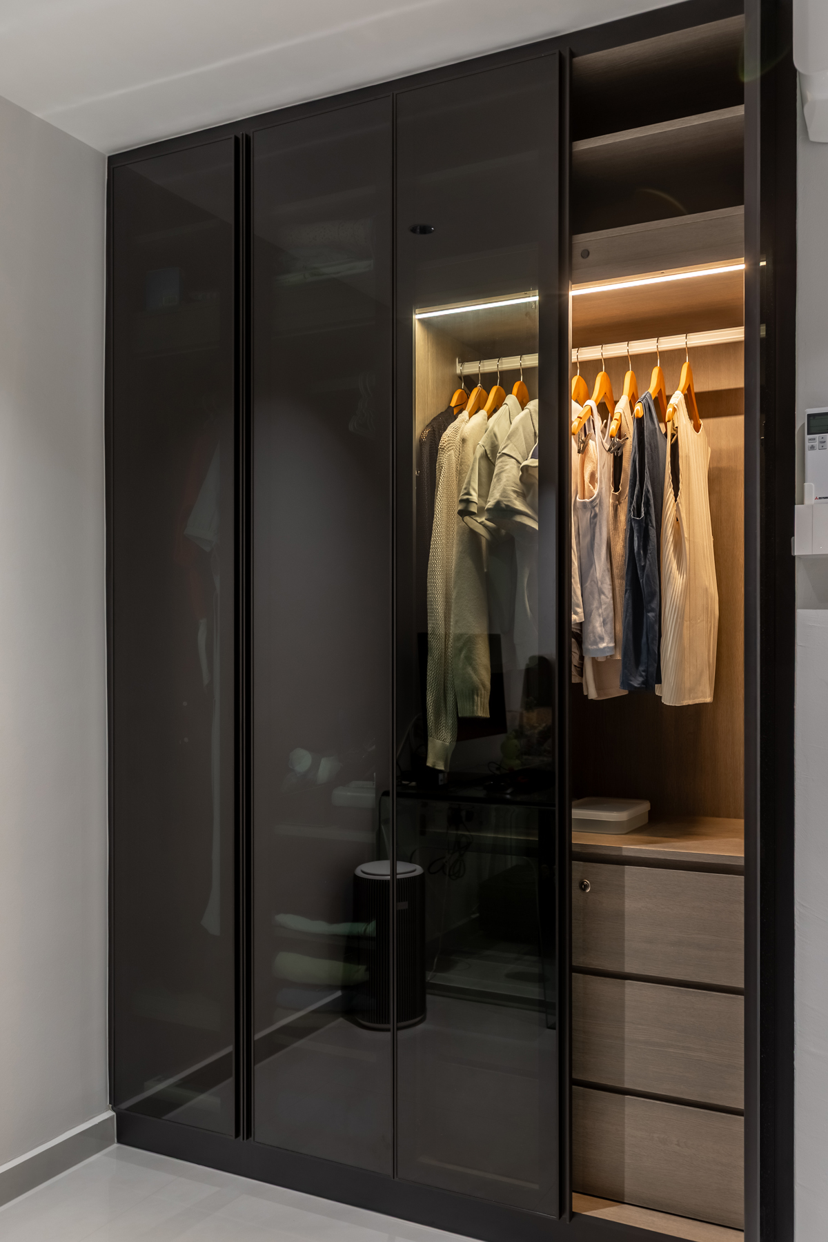Contemporary, Minimalist, Modern Design - Bedroom - HDB 5 Room - Design by U-Home Interior Design Pte Ltd