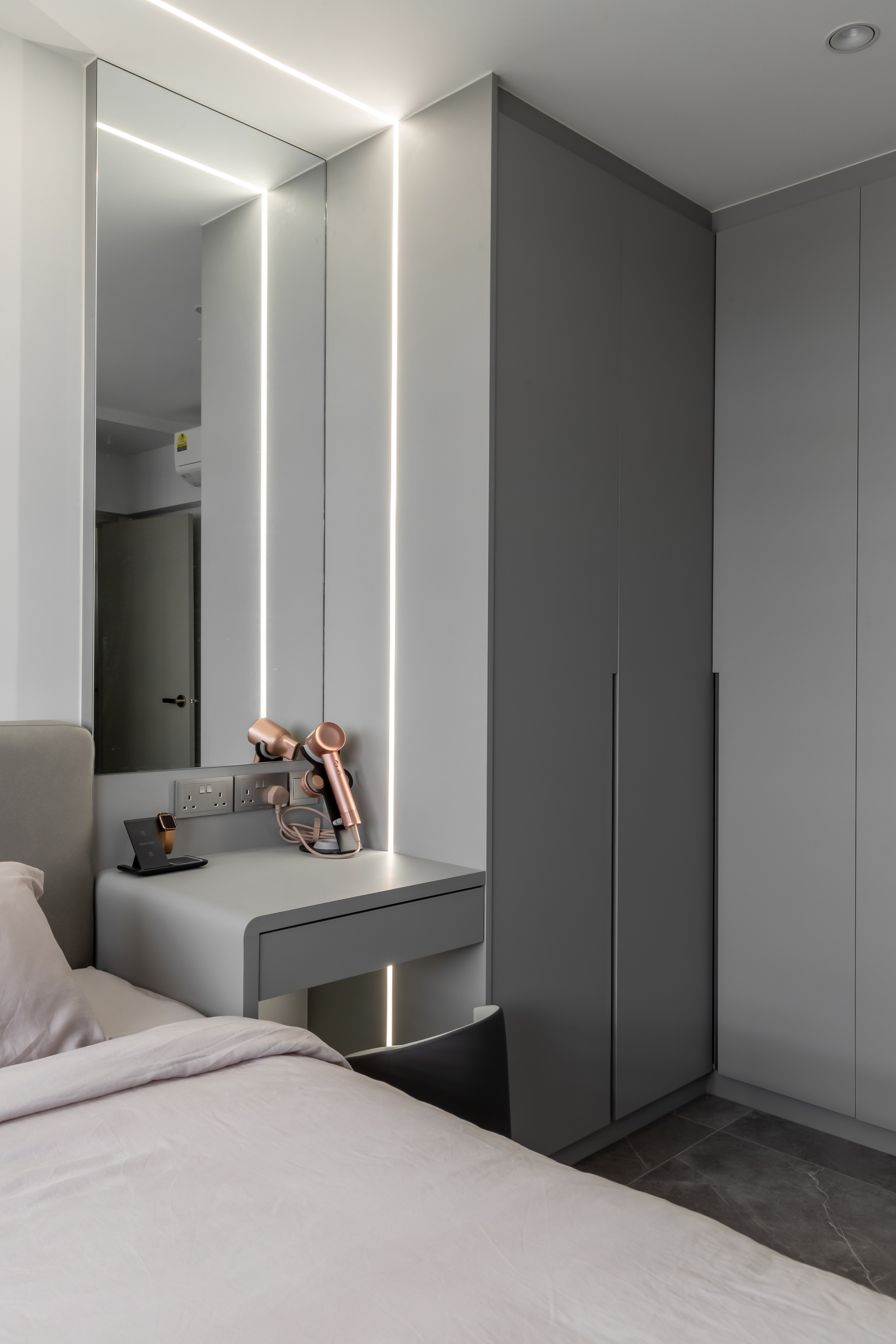 Minimalist, Modern Design - Bedroom - HDB 4 Room - Design by U-Home Interior Design Pte Ltd
